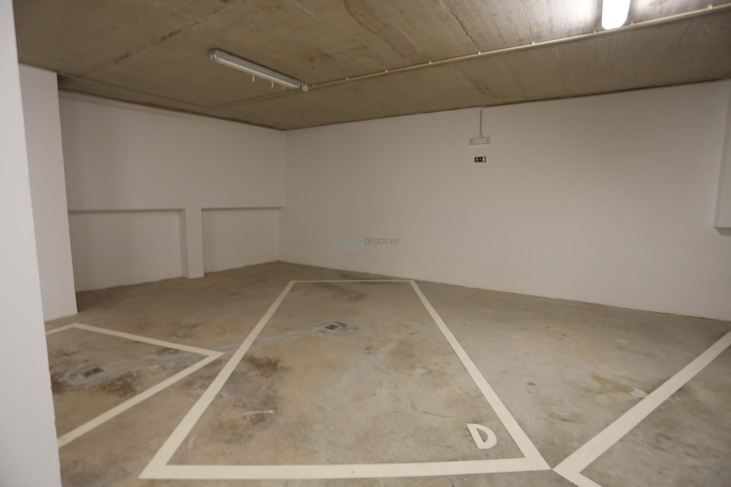 2 Bed, 2 Bath, ApartmentFor Sale, Lagos, Faro, 8600-708