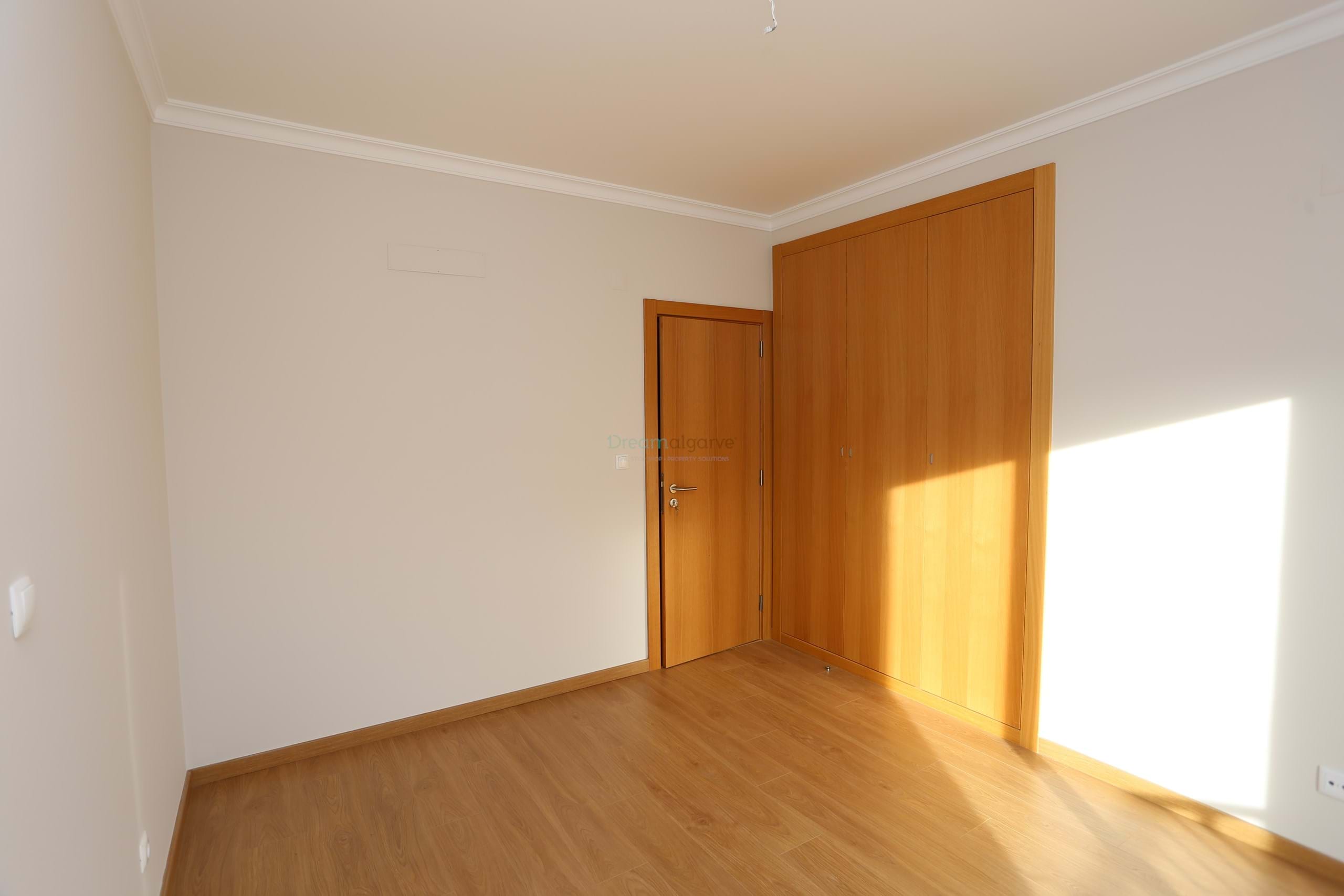 2 Bed, 2 Bath, ApartmentFor Sale, Lagos, Faro, 8600-708
