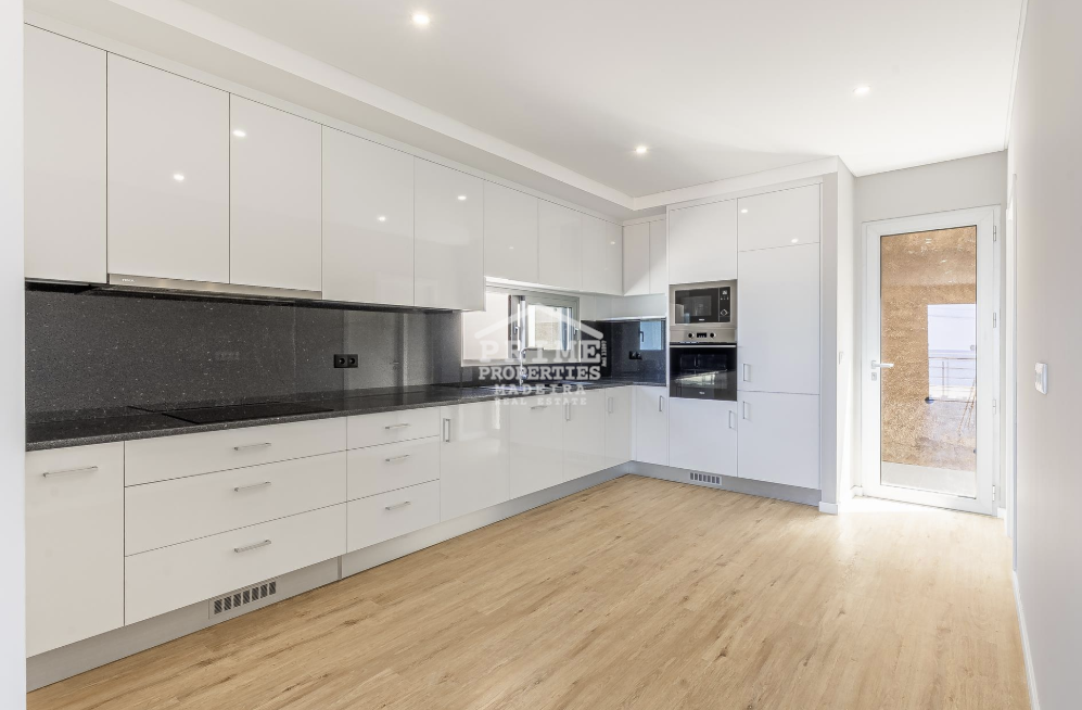 4 Bed, 5 Bath, HouseFor Sale, Calheta, Ilha da Madeira, 9370-529