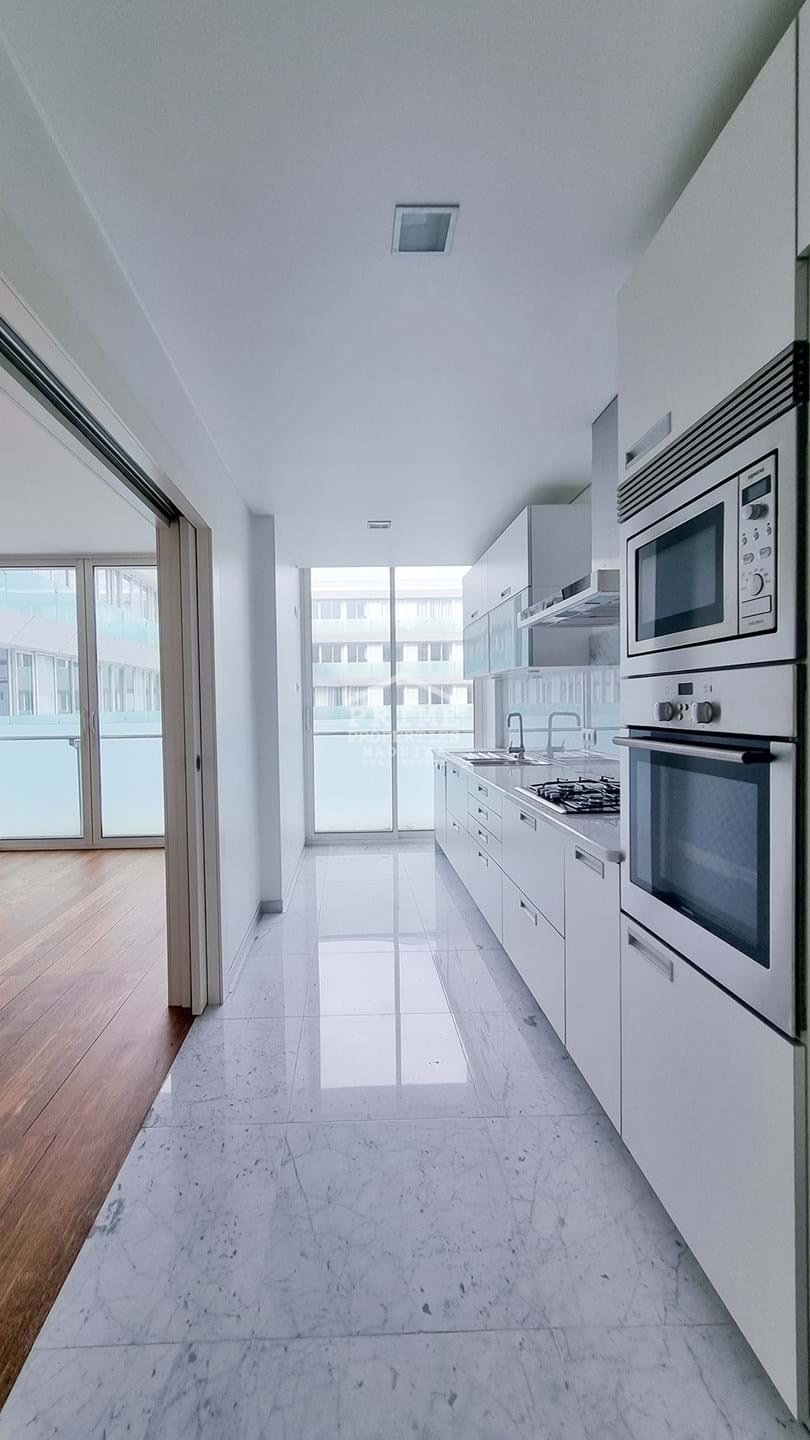 3 Bed, 2 Bath, ApartmentFor Sale, Funchal, Ilha da Madeira, 9000-089