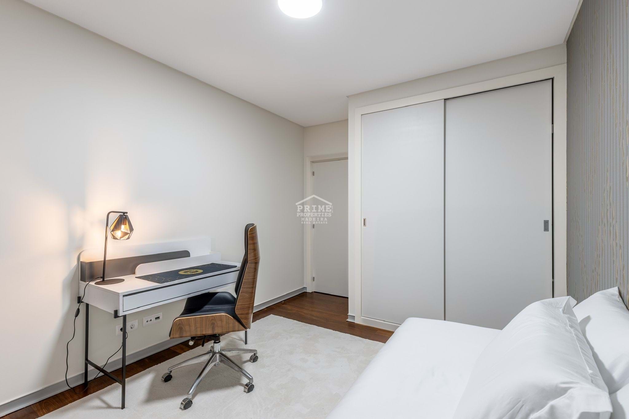 2 Bed, 2 Bath, ApartmentFor Sale, Funchal, Ilha da Madeira, 9000-039