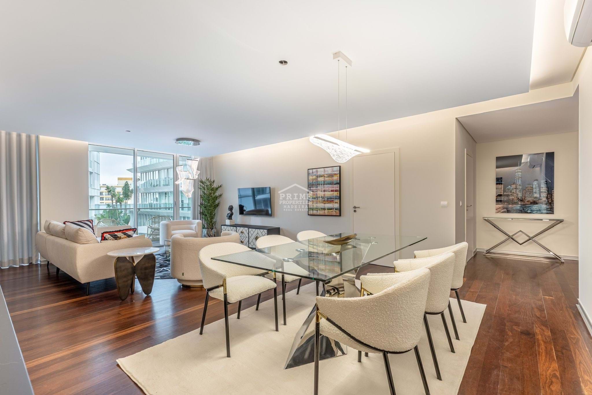 2 Bed, 2 Bath, ApartmentFor Sale, Funchal, Ilha da Madeira, 9000-039