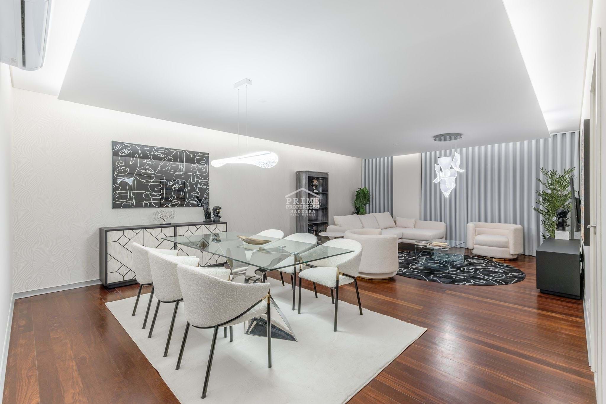 2 Bed, 2 Bath, ApartmentFor Sale, Funchal, Ilha da Madeira, 9000-039