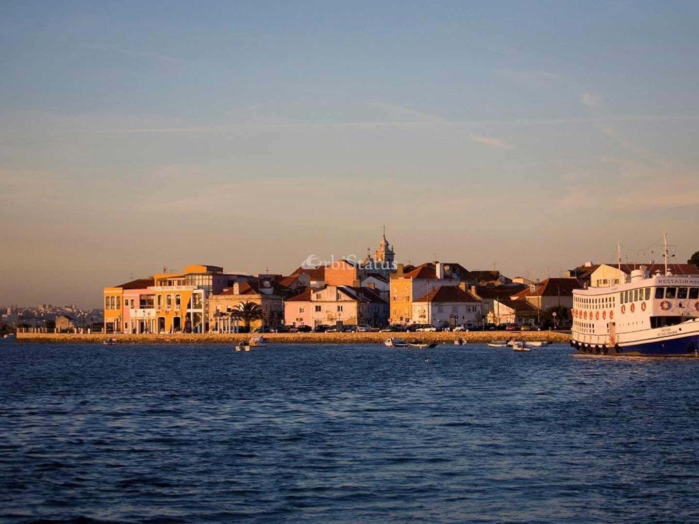 2 Bed, 2 Bath, ApartmentFor Sale, Seixal, Setubal, 2840-627