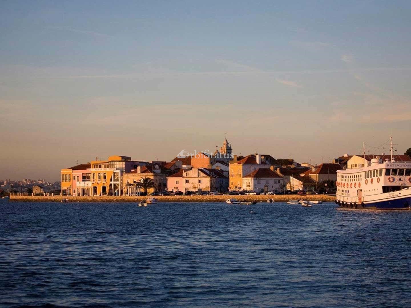 2 Bed, 2 Bath, ApartmentFor Sale, Seixal, Setubal, 2840-627