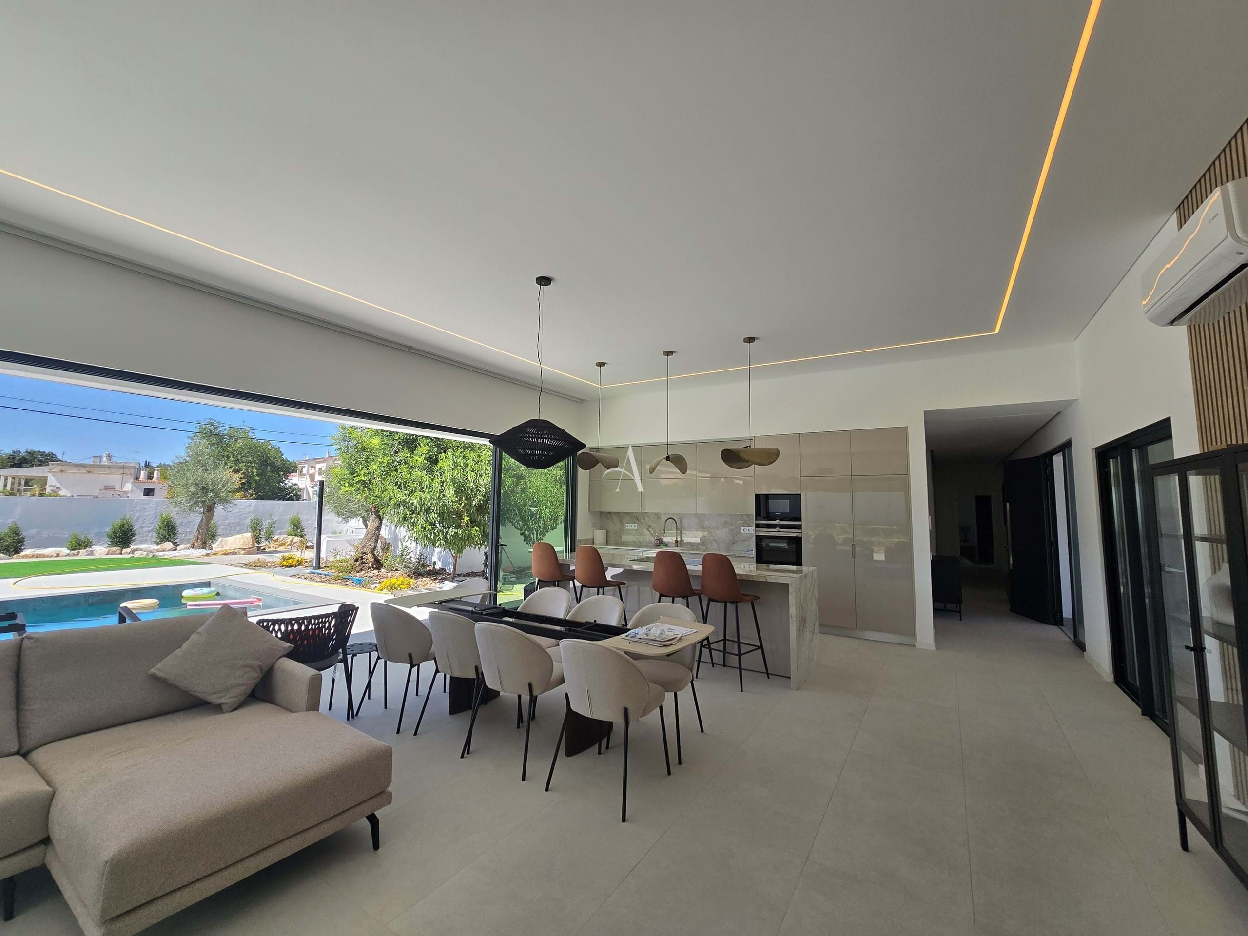 4 Bed, 4 Bath, HouseFor Sale, Sao Bras De Alportel, Faro