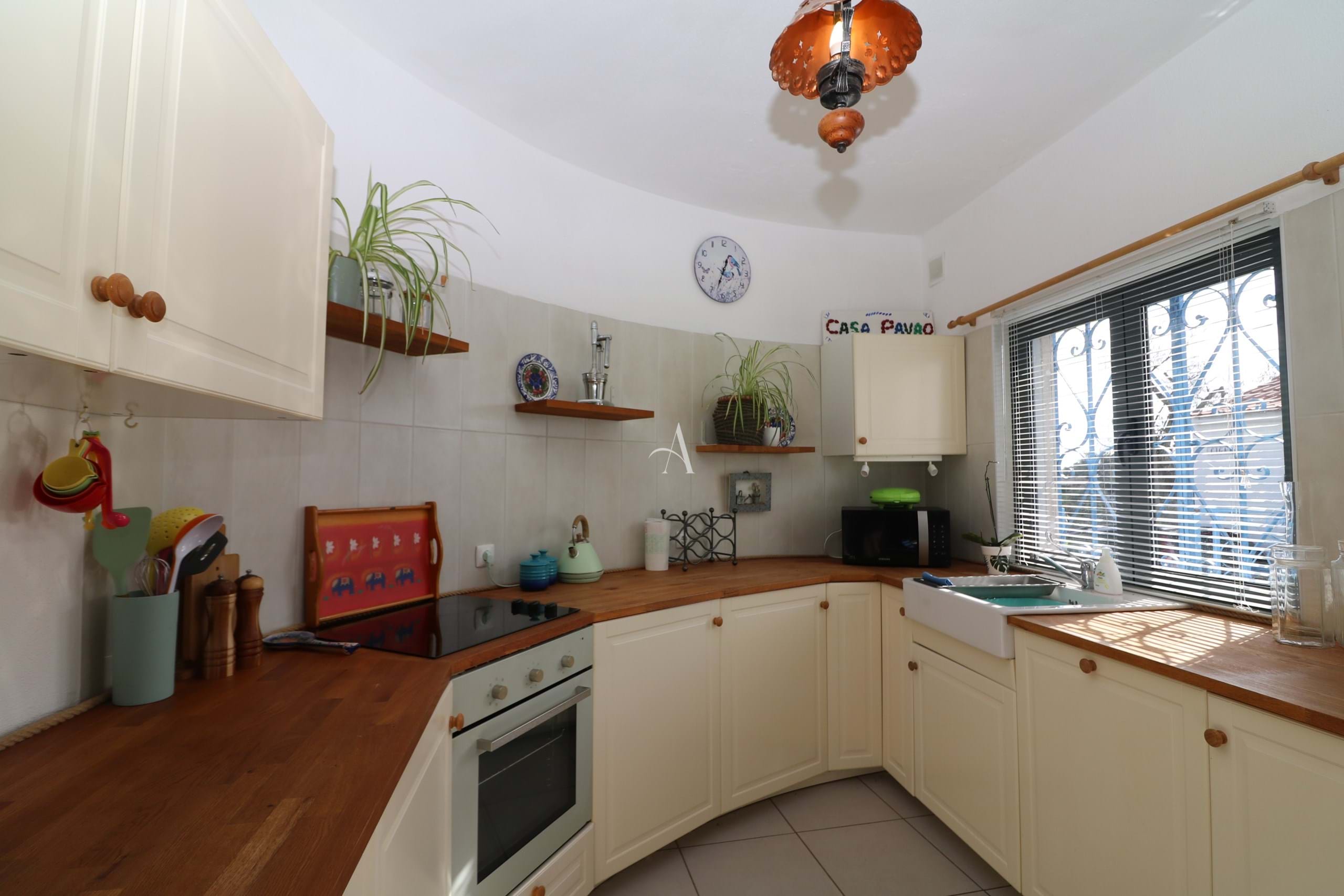 2 Bed, 1 Bath, HouseFor Sale, Sao Bras De Alportel, Faro, 8150-054