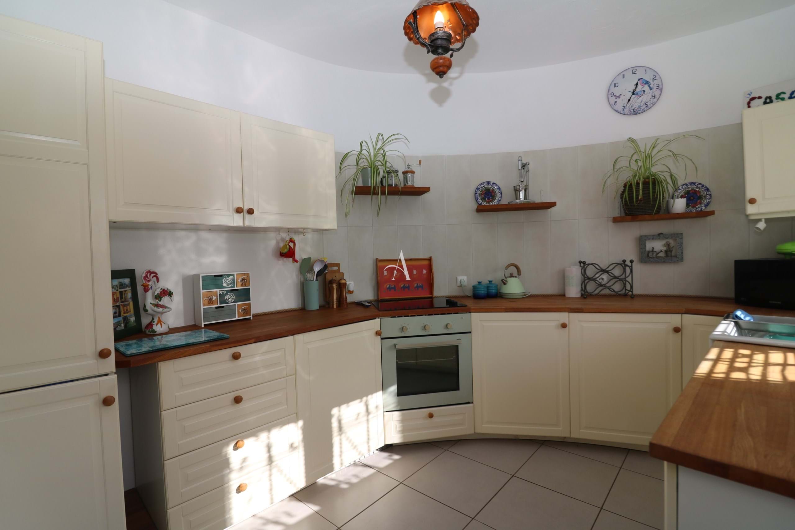 2 Bed, 1 Bath, HouseFor Sale, Sao Bras De Alportel, Faro, 8150-054