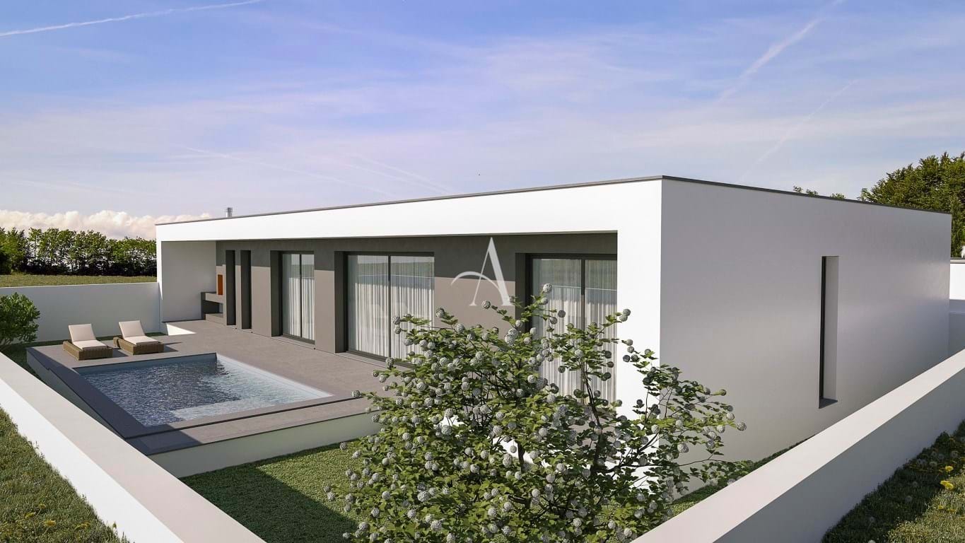 4 Bed, 2 Bath, HouseFor Sale, Caldas da Rainha, Leiria, 2500-000