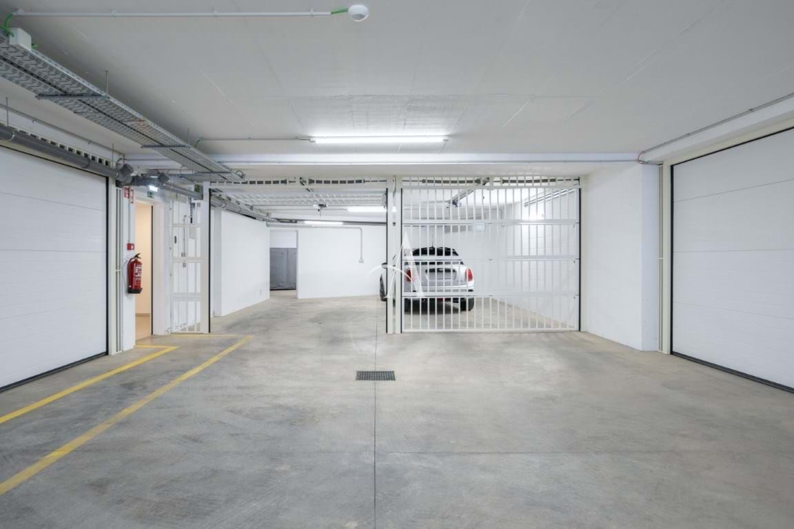 3 Bed, 2 Bath, ApartmentFor Sale, Santa Barbara de Nexe, Faro, Faro, 8005