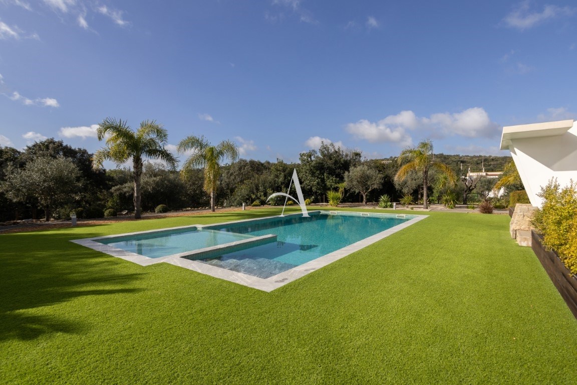 3 Bed, 2 Bath, ApartmentFor Sale, Santa Barbara de Nexe, Faro, Faro, 8005