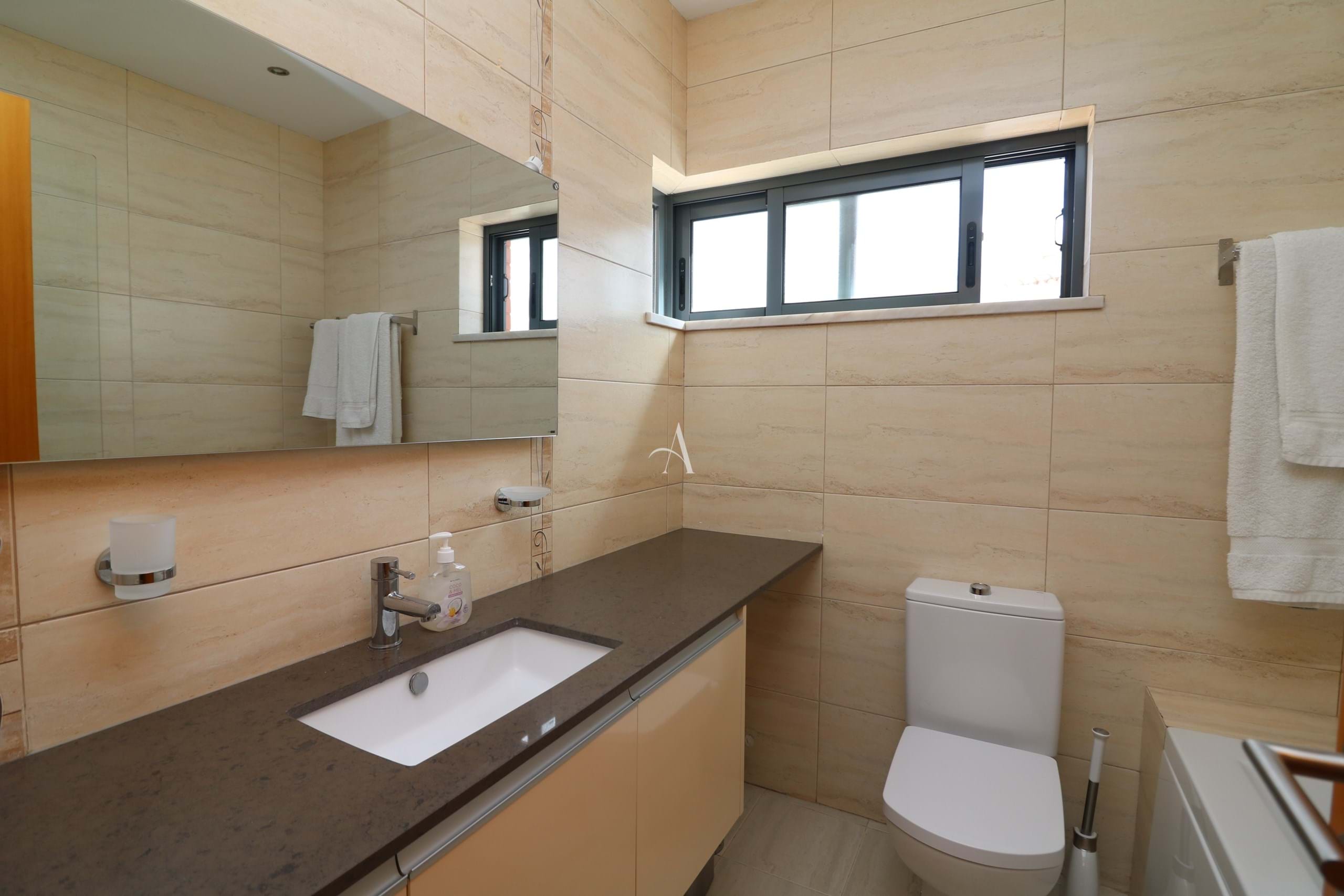 3 Bed, 3 Bath, HouseFor Sale, Sao Bras De Alportel, Faro, 8150-112