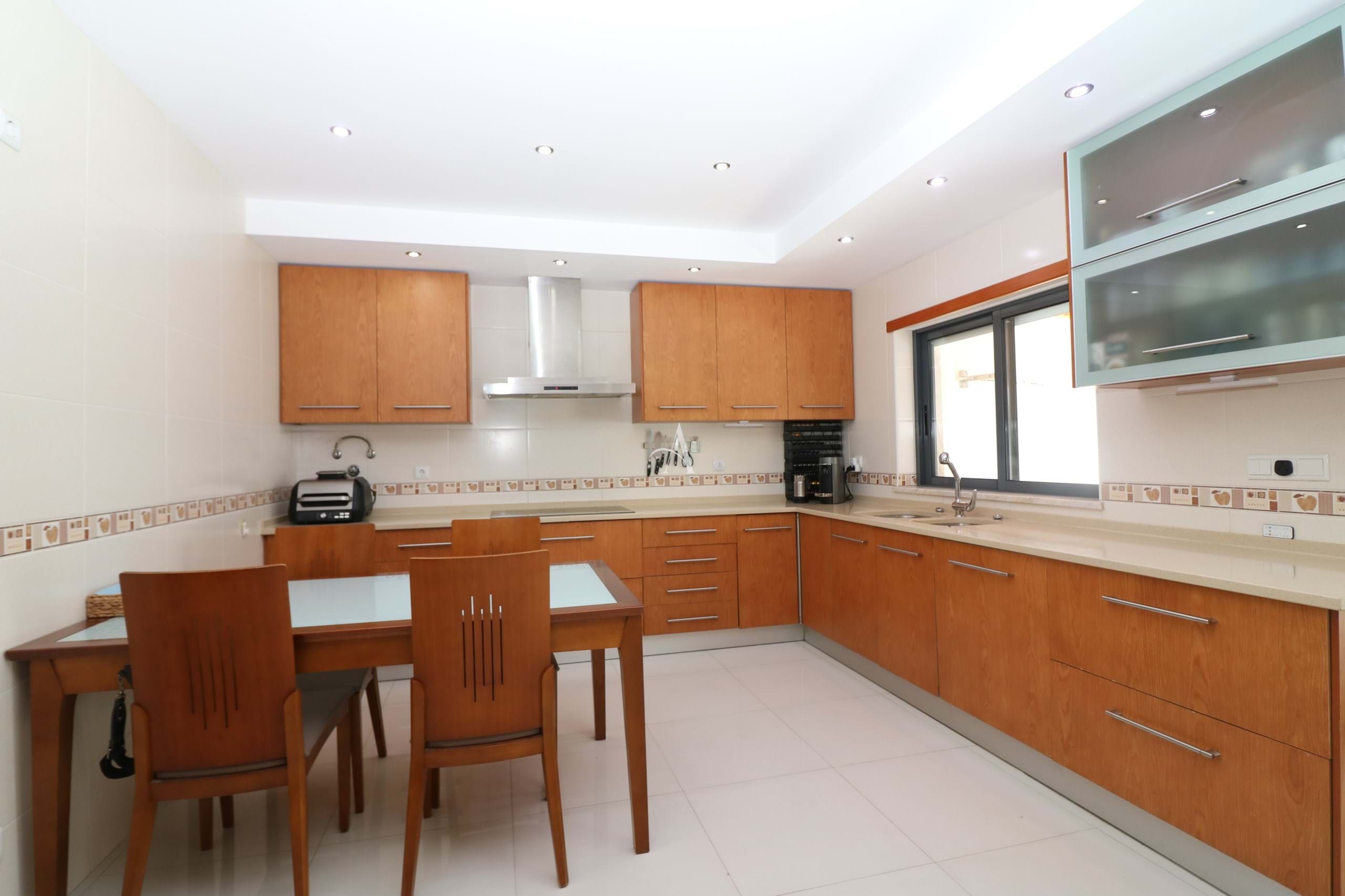 3 Bed, 3 Bath, HouseFor Sale, Sao Bras De Alportel, Faro, 8150-112