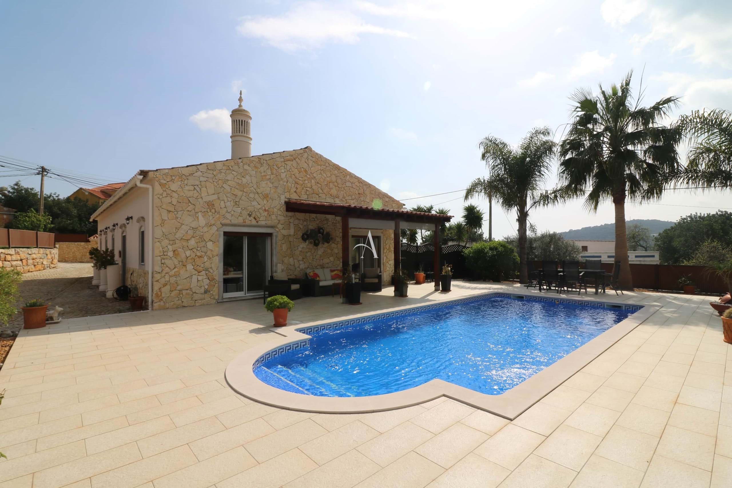 3 Bed, 2 Bath, HouseFor Sale, Sao Bras De Alportel, Faro, 8150-039