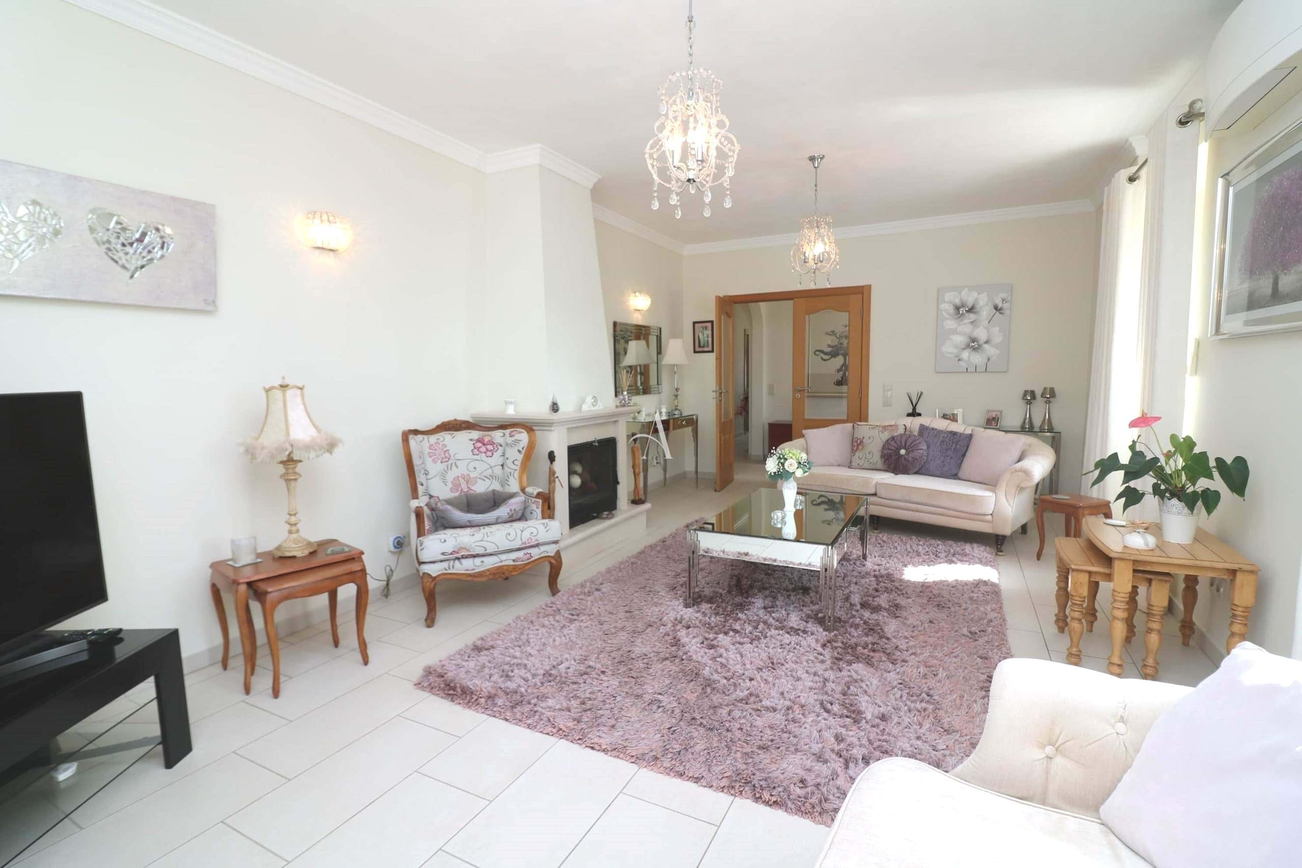 3 Bed, 2 Bath, HouseFor Sale, Sao Bras De Alportel, Faro, 8150-039