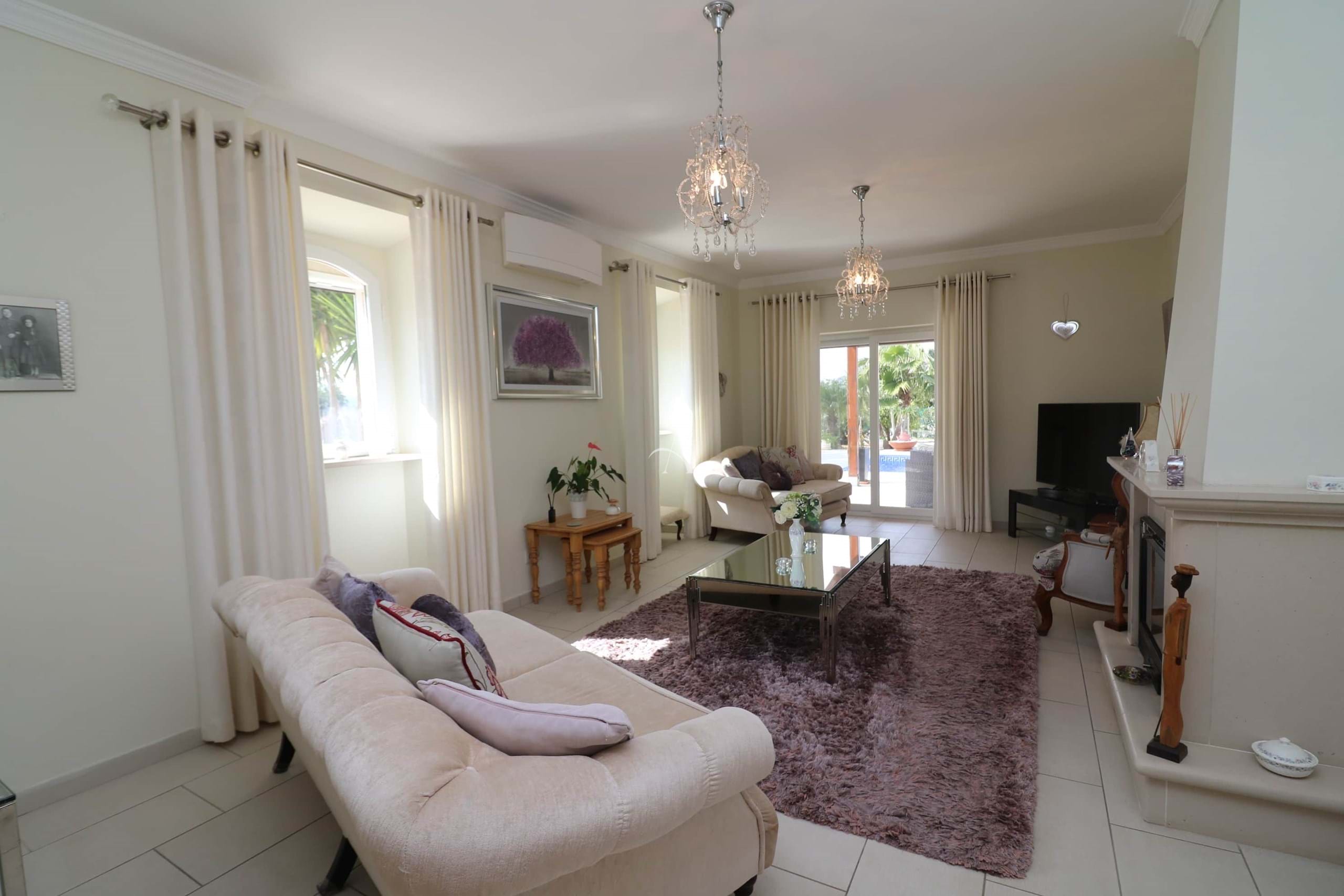 3 Bed, 2 Bath, HouseFor Sale, Sao Bras De Alportel, Faro, 8150-039