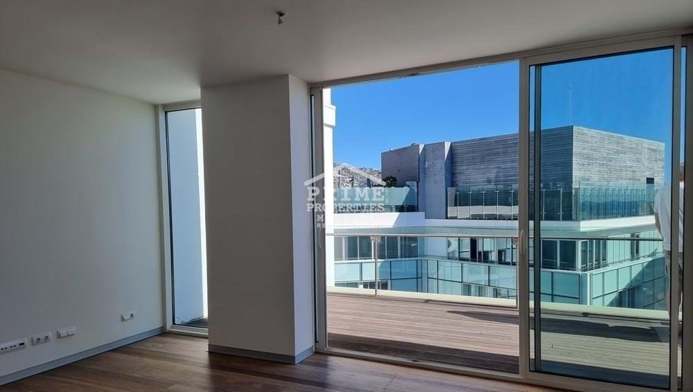 3 Bed, 2 Bath, ApartmentFor Sale, Funchal, Ilha da Madeira, 9000-089