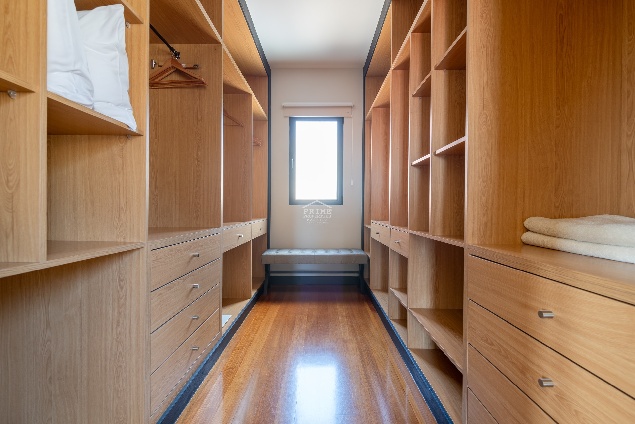 3 Bed, 4 Bath, HouseFor Sale, Funchal, Ilha da Madeira, 9020-415