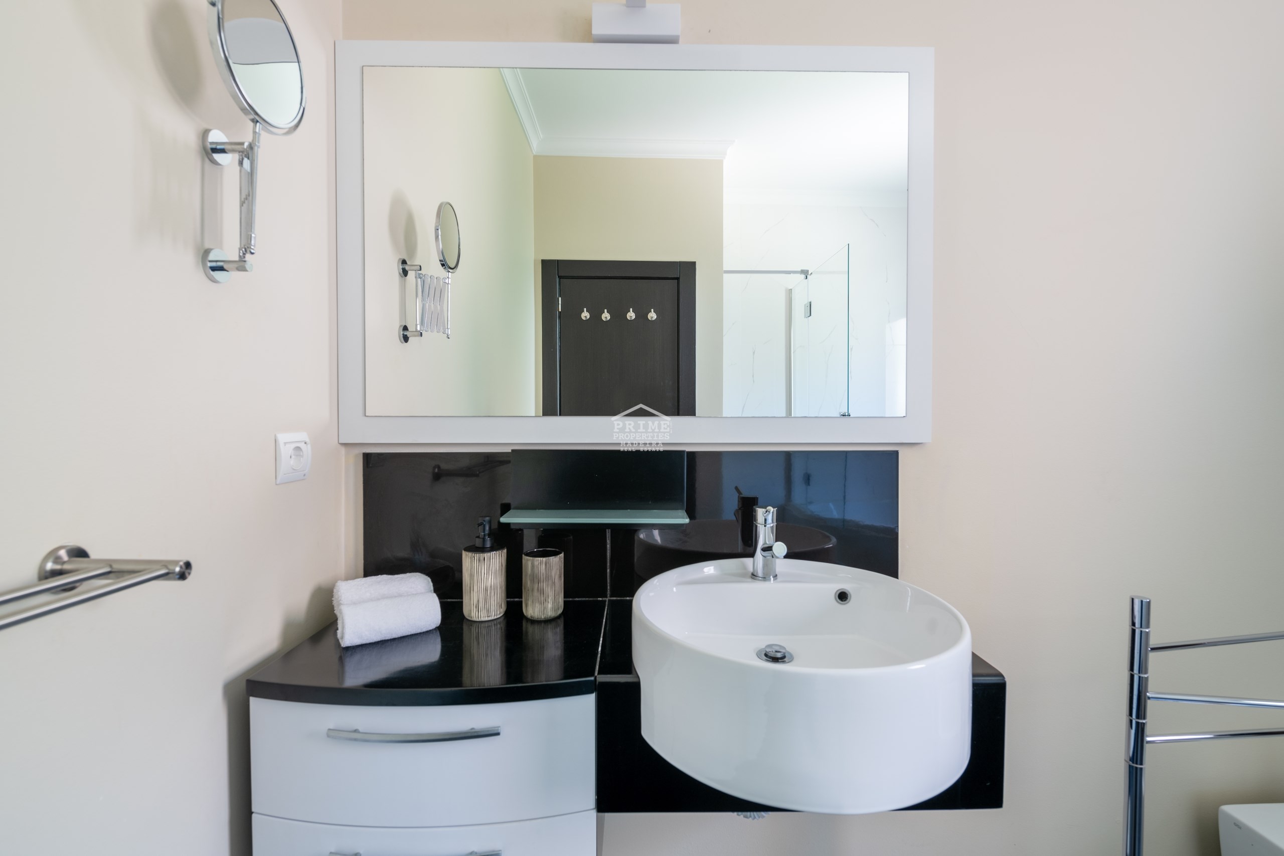 3 Bed, 4 Bath, HouseFor Sale, Funchal, Ilha da Madeira, 9020-415