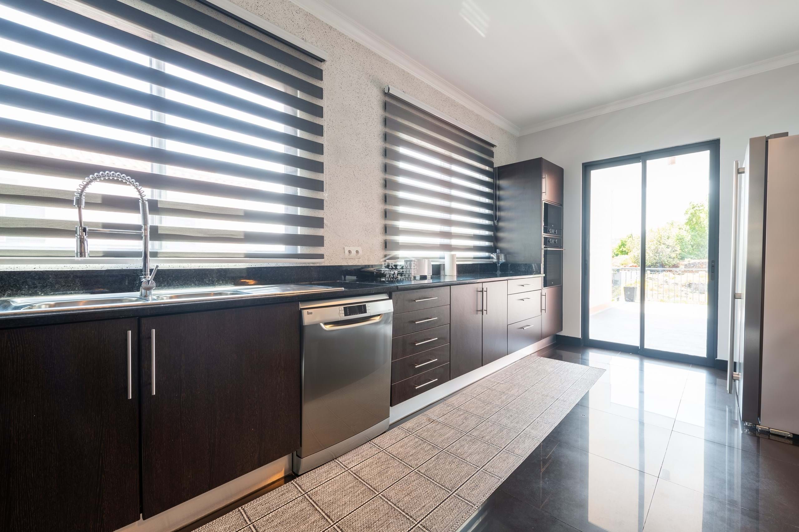 3 Bed, 4 Bath, HouseFor Sale, Funchal, Ilha da Madeira, 9020-415