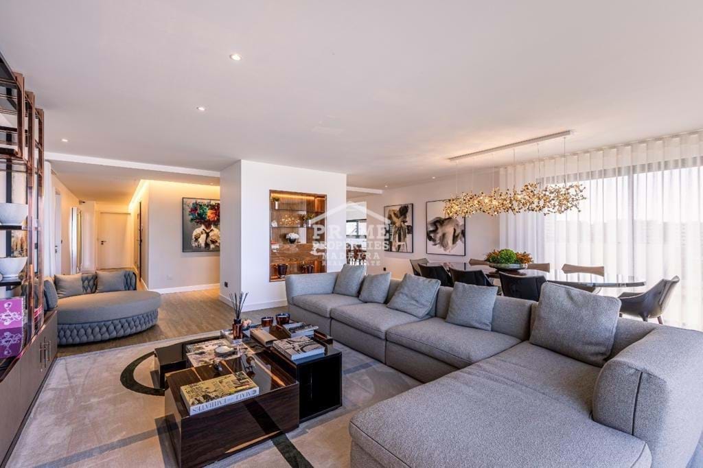 5 Bed, 5 Bath, ApartmentFor Sale, Funchal, Ilha da Madeira, 9000-098