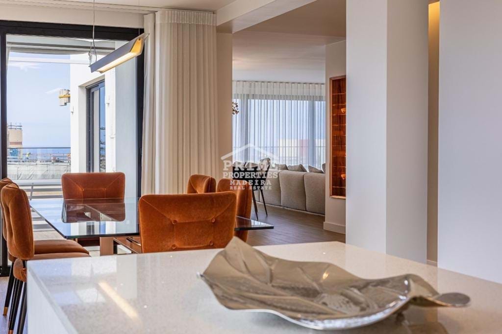 5 Bed, 5 Bath, ApartmentFor Sale, Funchal, Ilha da Madeira, 9000-098