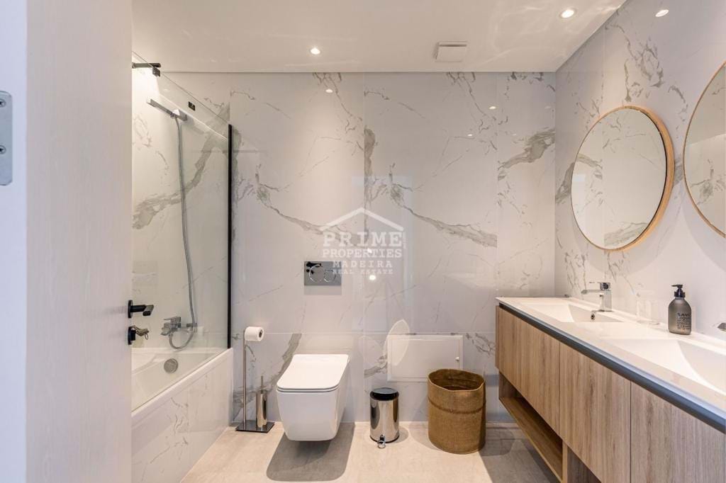 5 Bed, 5 Bath, ApartmentFor Sale, Funchal, Ilha da Madeira, 9000-098