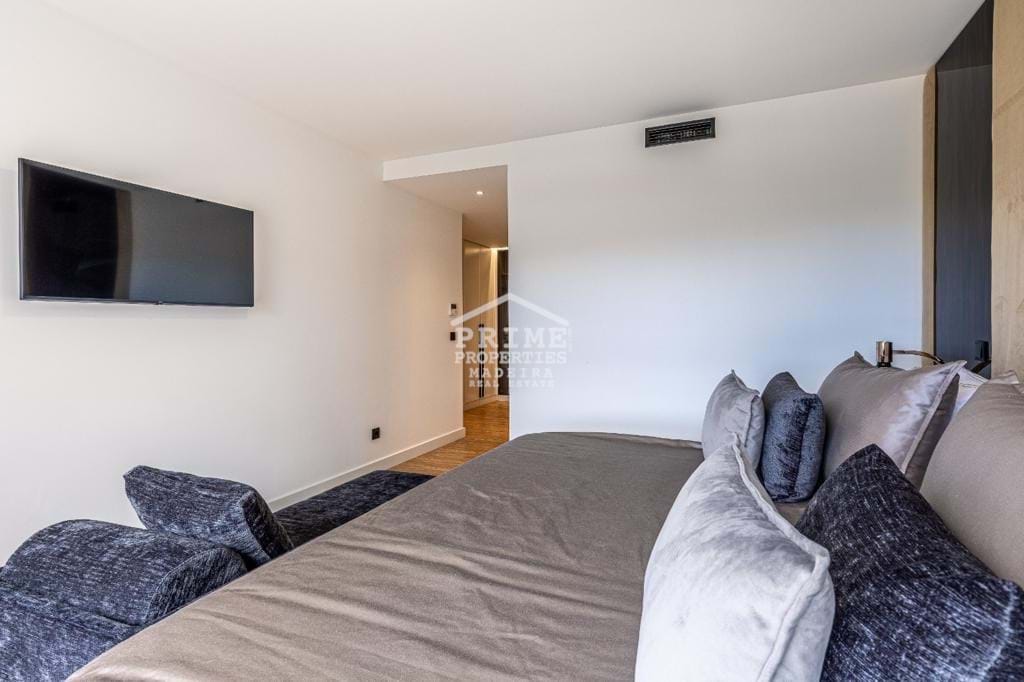 5 Bed, 5 Bath, ApartmentFor Sale, Funchal, Ilha da Madeira, 9000-098