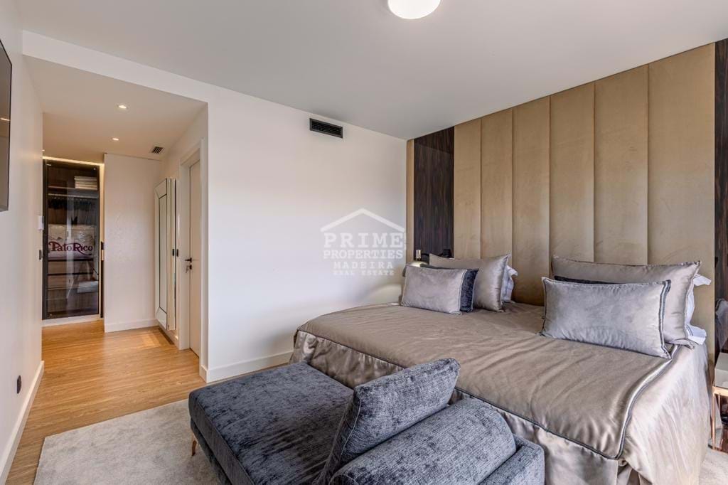 5 Bed, 5 Bath, ApartmentFor Sale, Funchal, Ilha da Madeira, 9000-098