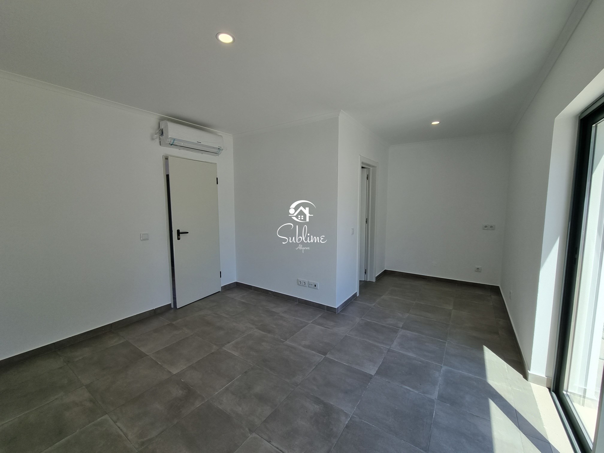 4 Bed, 7 Bath, HouseFor Sale, Lagos, Faro, 8600-282