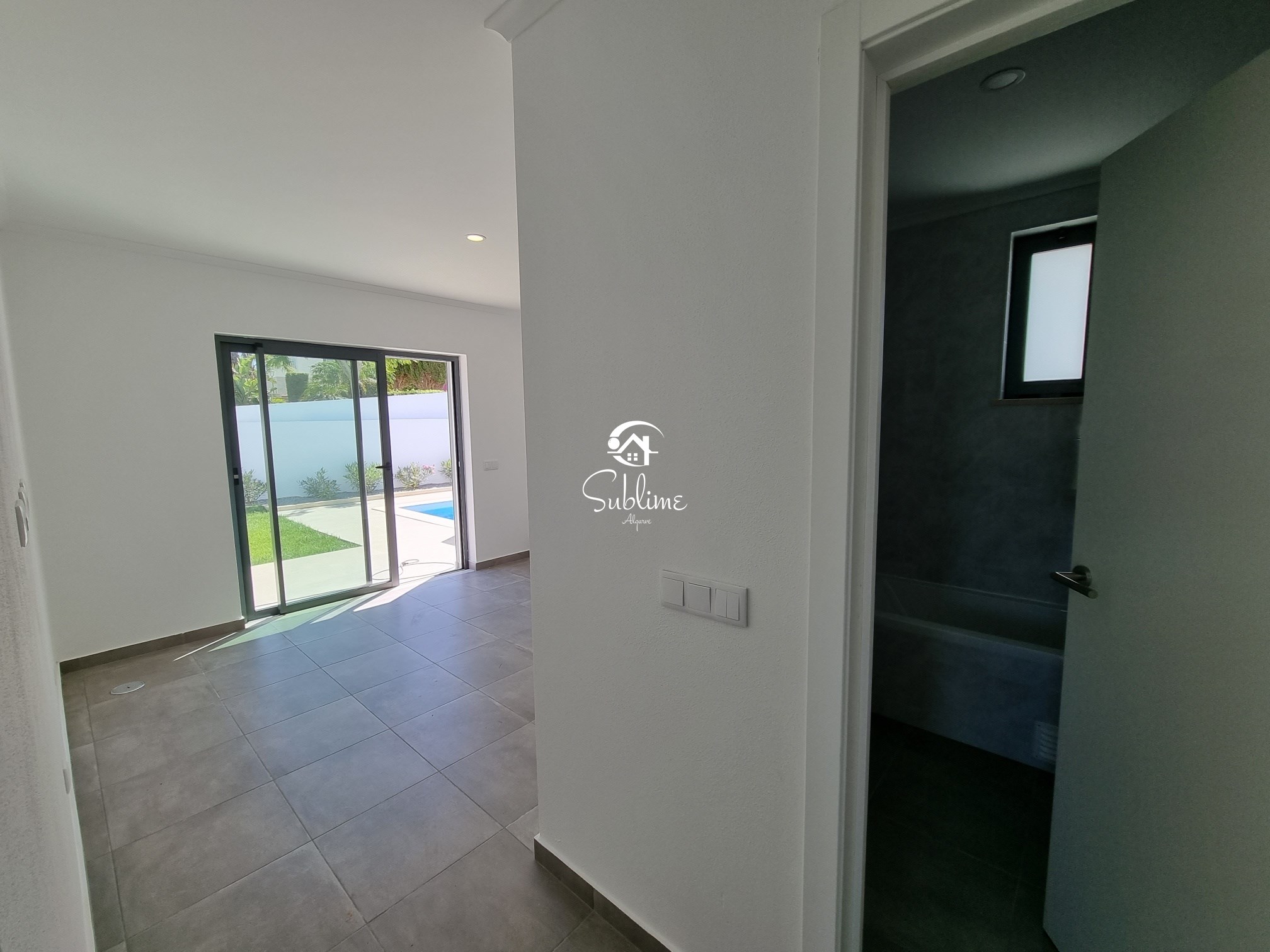 4 Bed, 7 Bath, HouseFor Sale, Lagos, Faro, 8600-282