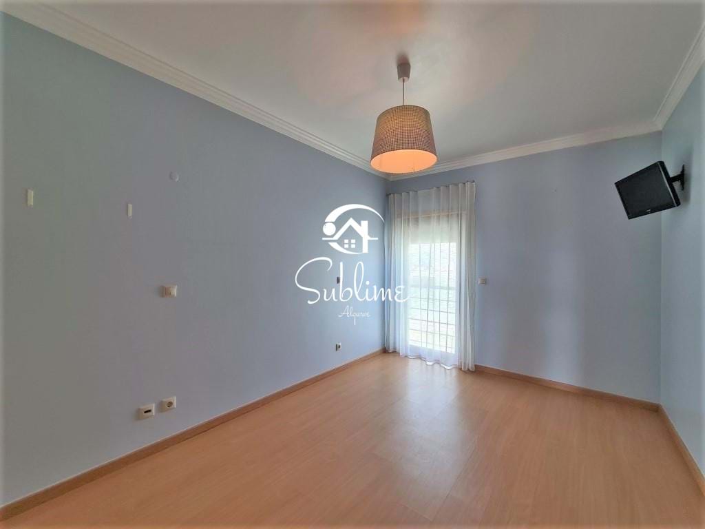 4 Bed, 3 Bath, HouseFor Sale, Lagos, Faro, 8600-315