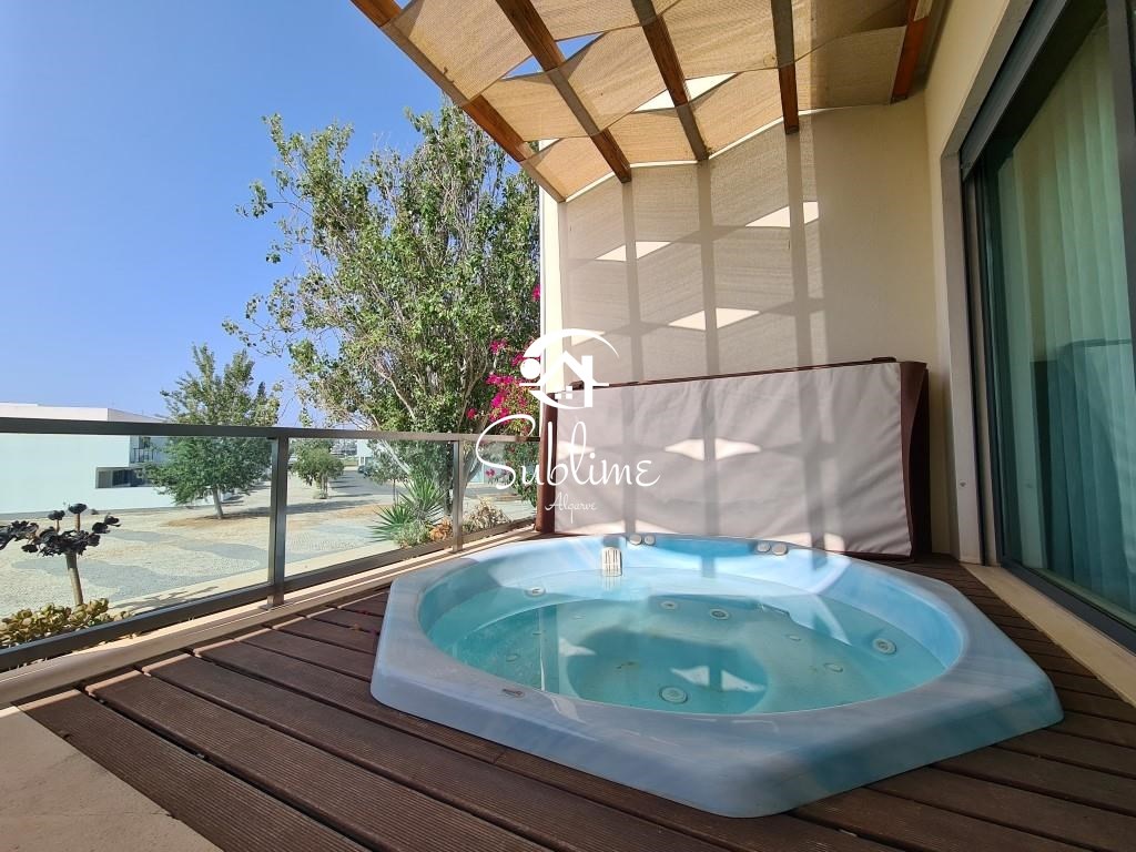 4 Bed, 3 Bath, HouseFor Sale, Lagos, Faro, 8600-315