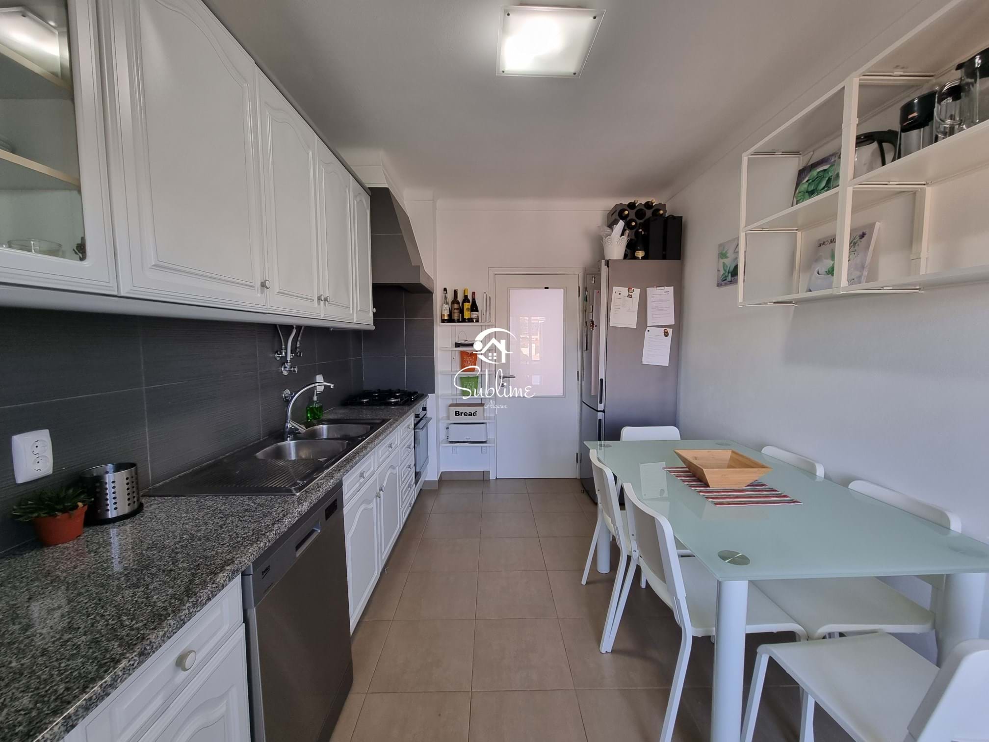 3 Bed, 2 Bath, ApartmentFor Sale, Lagos, Faro, 8600-315