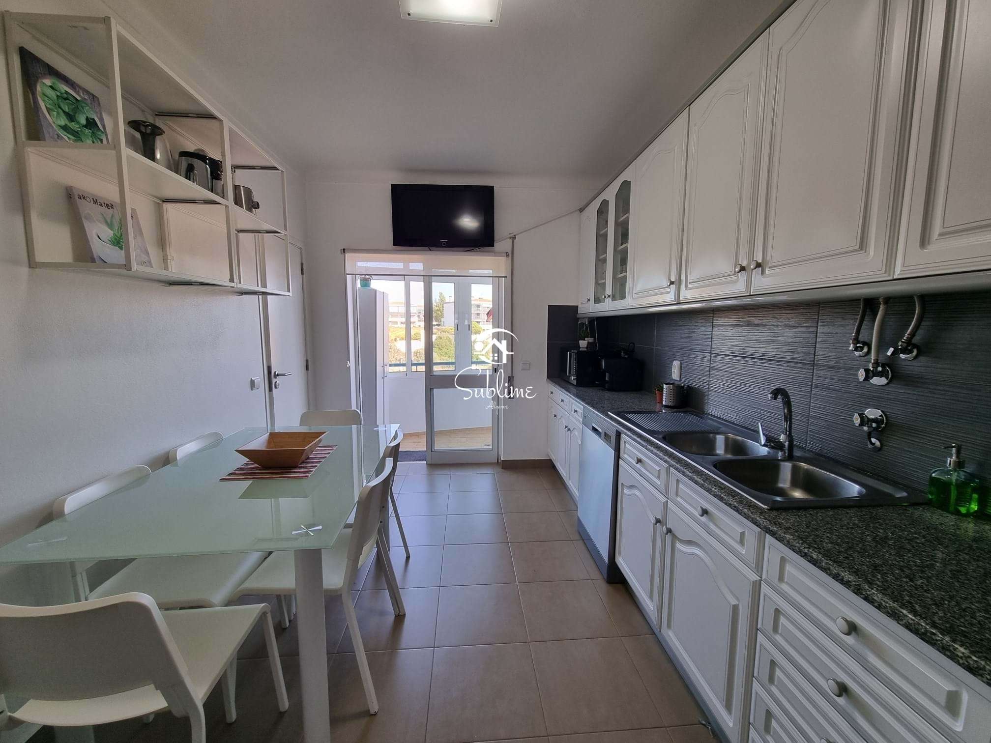 3 Bed, 2 Bath, ApartmentFor Sale, Lagos, Faro, 8600-315