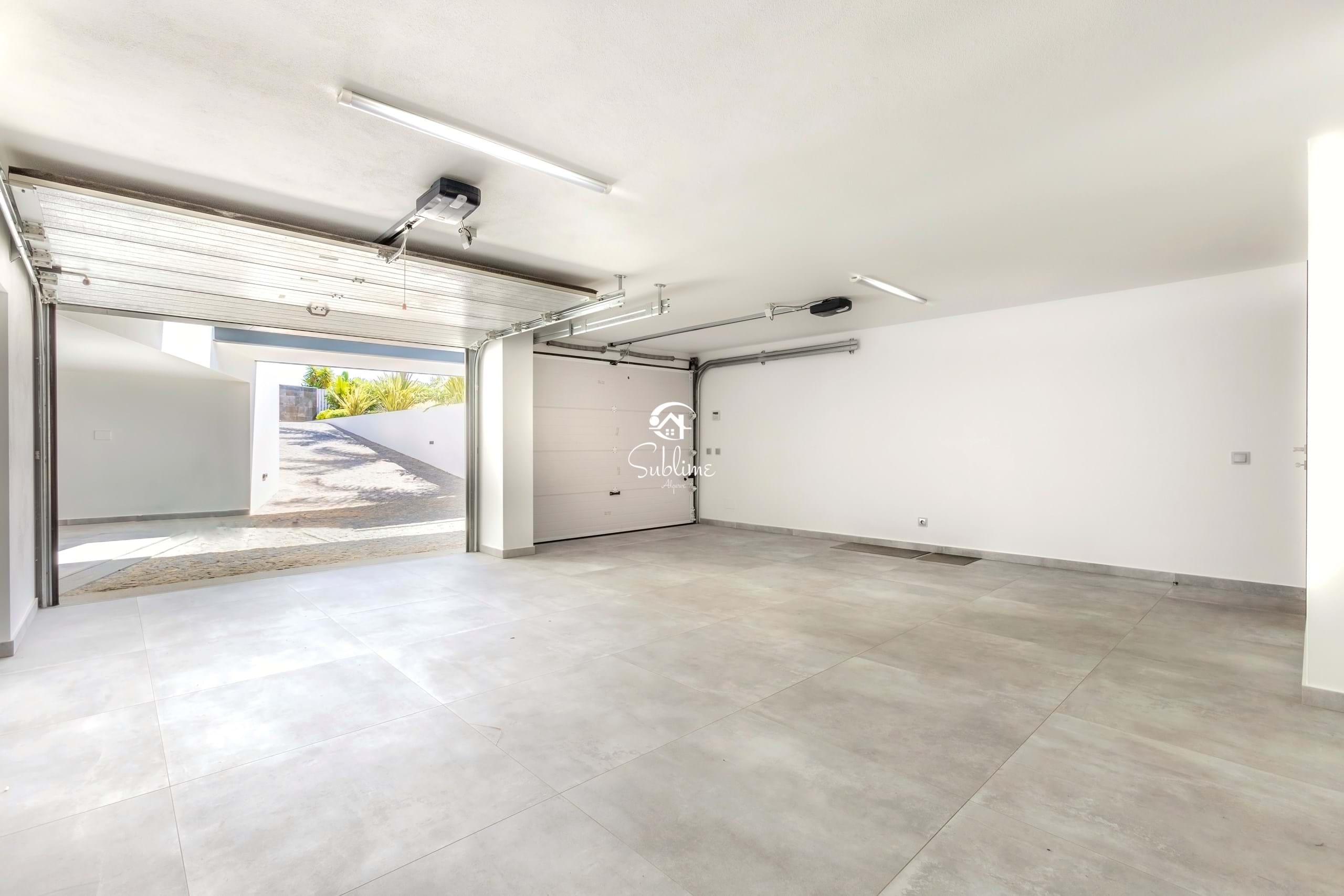 3 Bed, 6 Bath, HouseFor Sale, Lagos, Faro, 8600-282