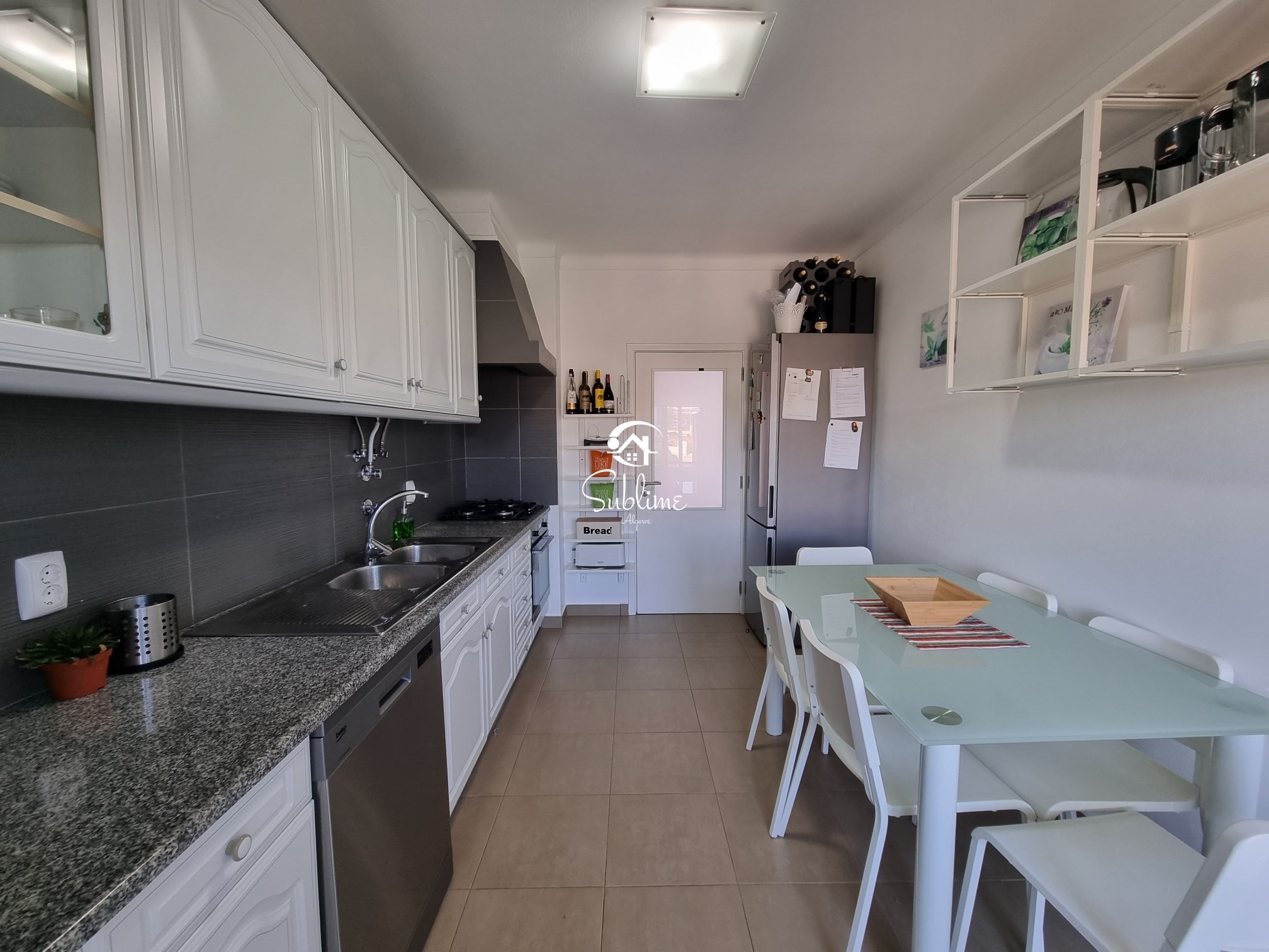 3 Bed, 2 Bath, ApartmentFor Sale, Lagos, Faro, 8600-315