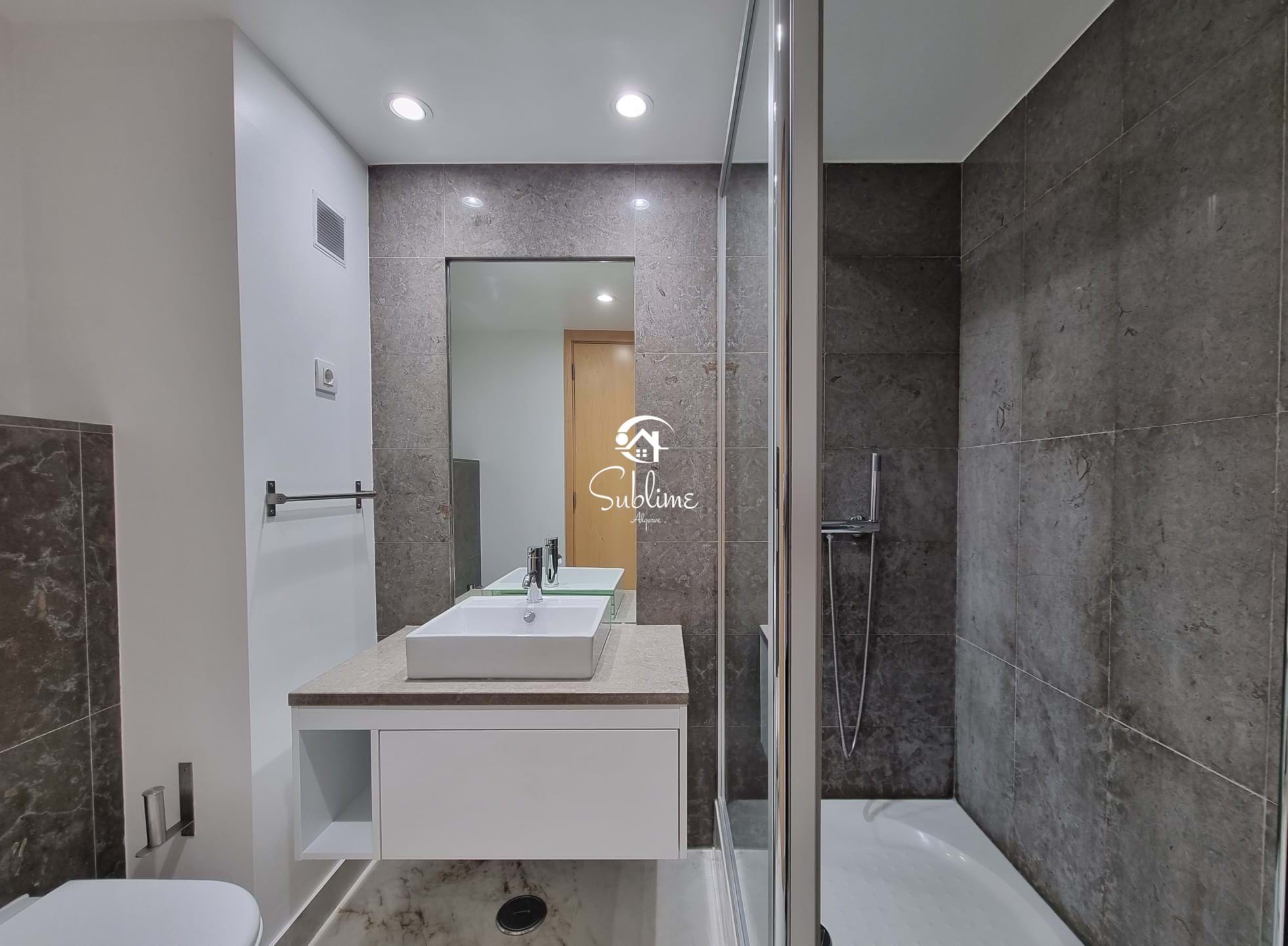 2 Bed, 3 Bath, ApartmentFor Sale, Lagos, Faro, 8600-315