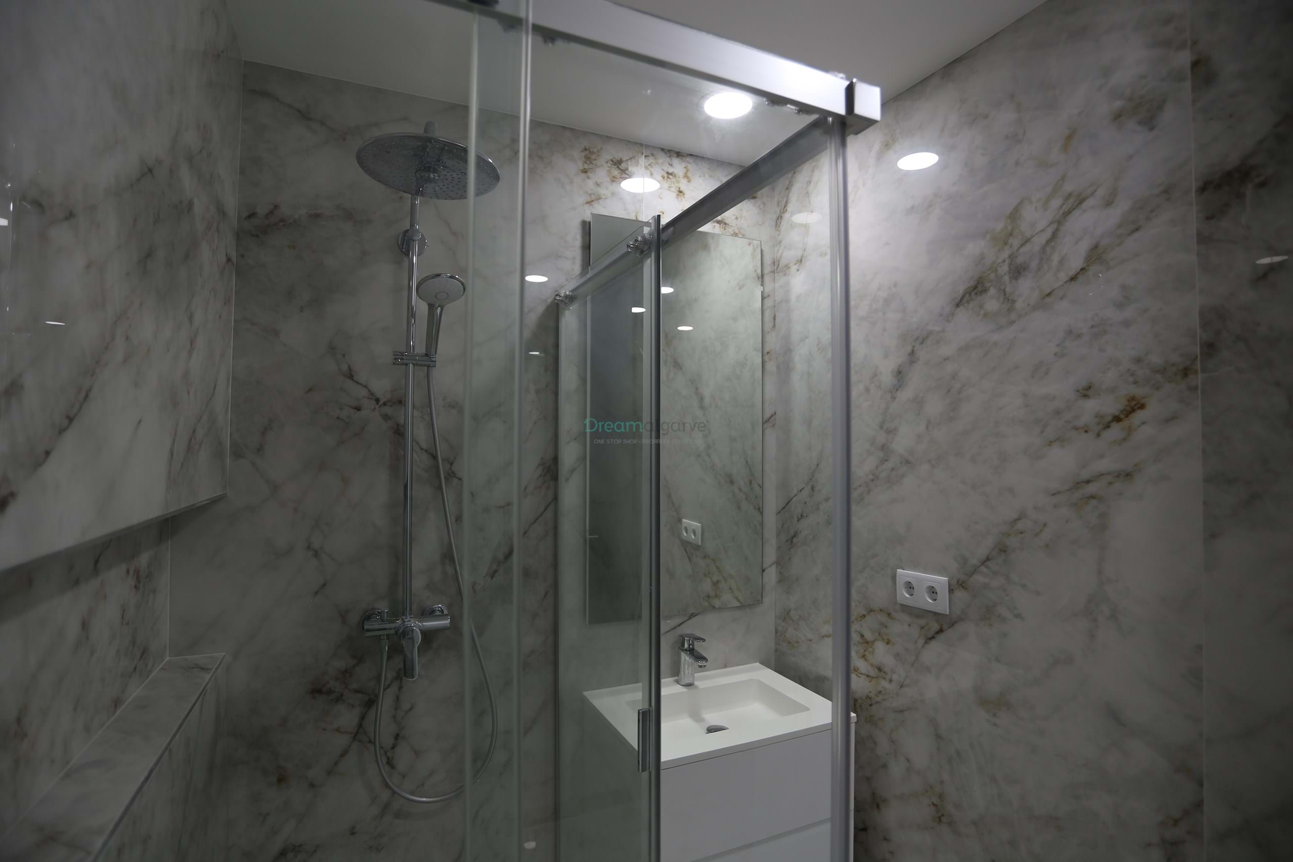 3 Bed, 2 Bath, ApartmentFor Sale, Lagos, Faro, 8600-641