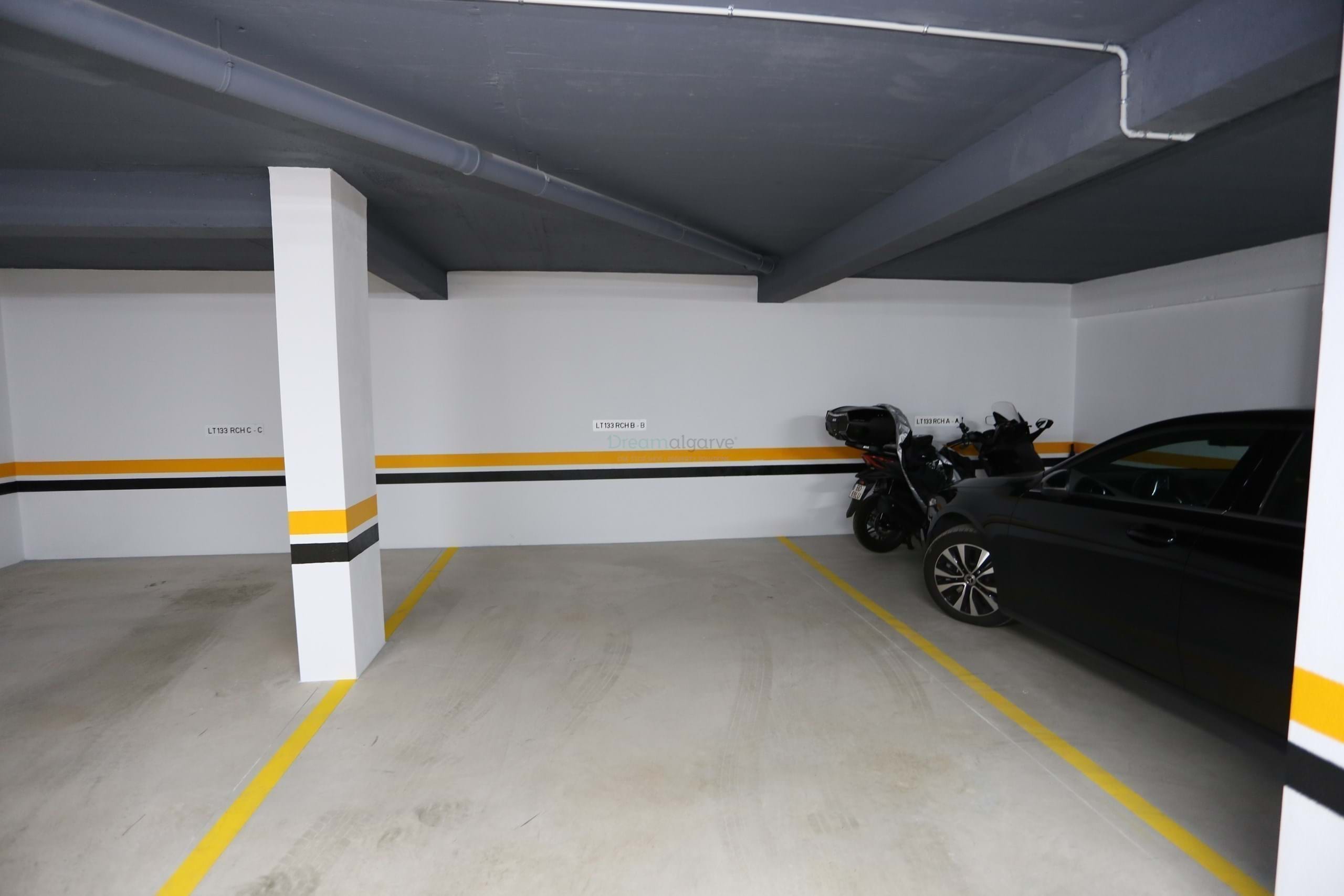 3 Bed, 2 Bath, ApartmentFor Sale, Lagos, Faro, 8600-641