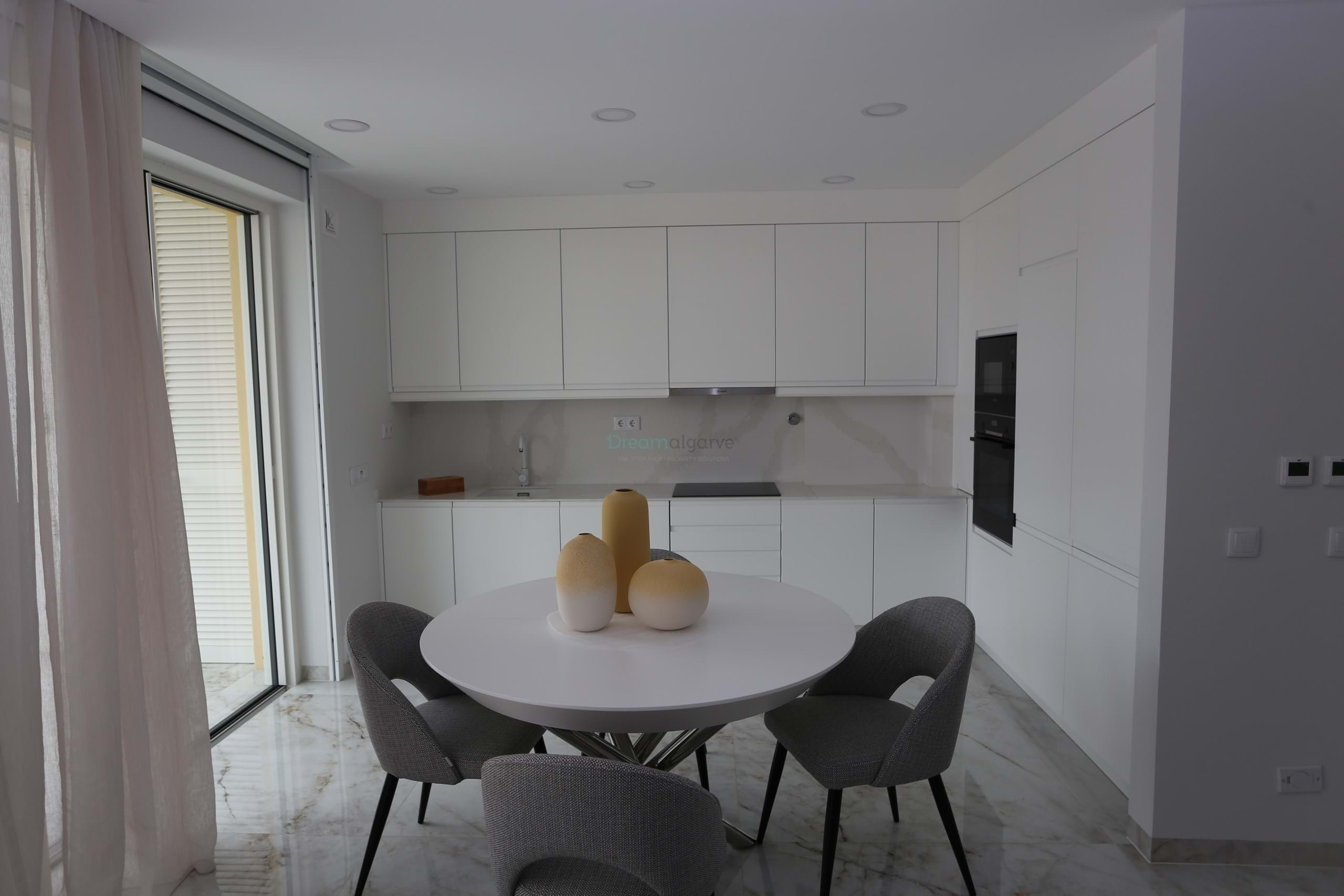 2 Bed, 2 Bath, ApartmentFor Sale, Lagos, Faro, 8600-641