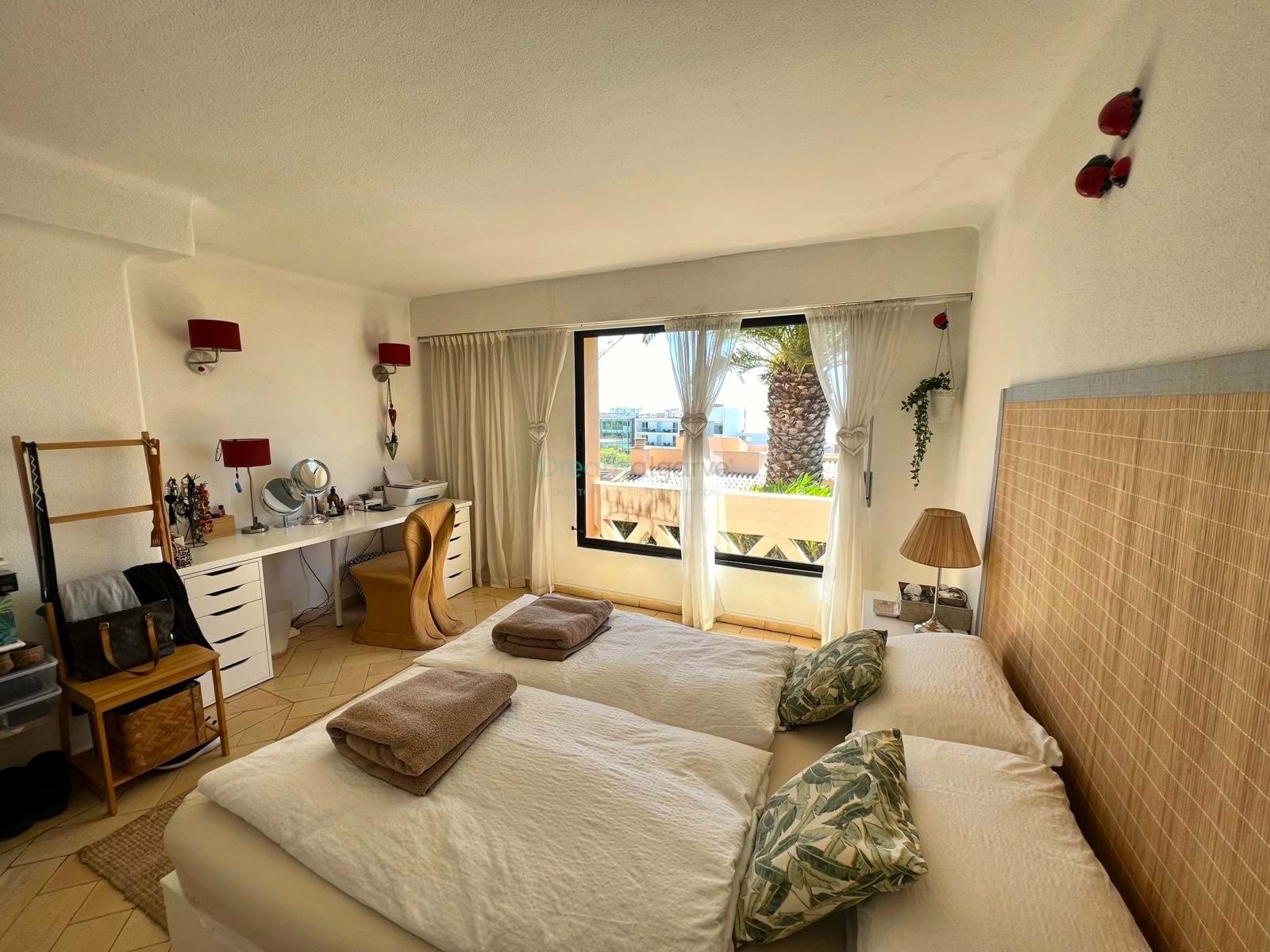 3 Bed, 2 Bath, ApartmentFor Sale, Lagos, Faro, 8600-315