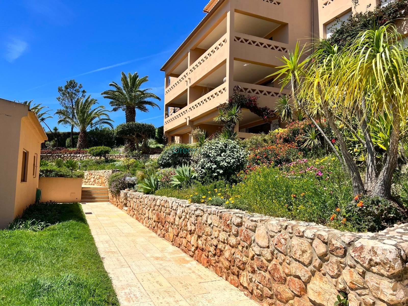 3 Bed, 2 Bath, ApartmentFor Sale, Lagos, Faro, 8600-315