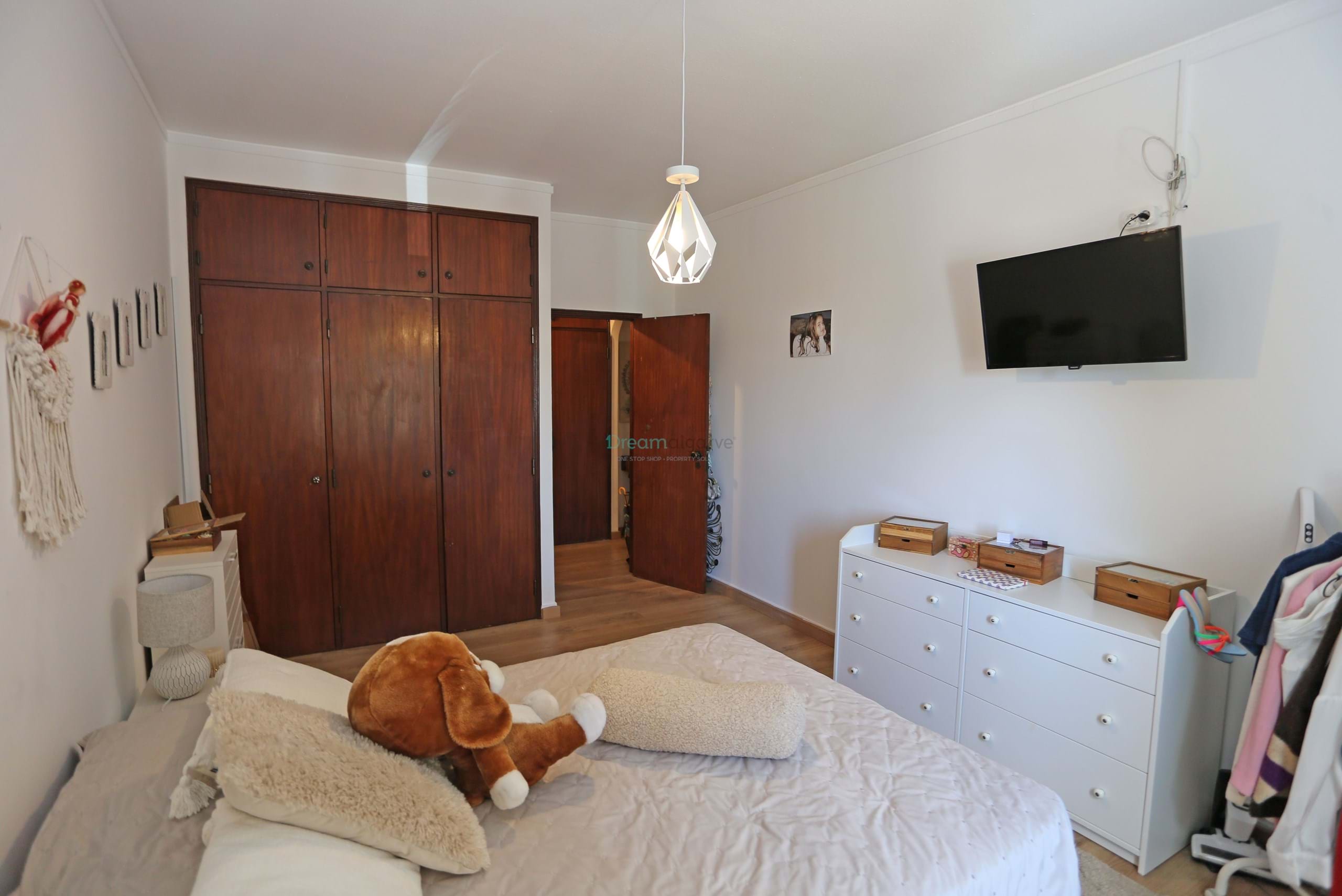 2 Bed, 1 Bath, ApartmentFor Sale, Lagos, Faro, 8600-543