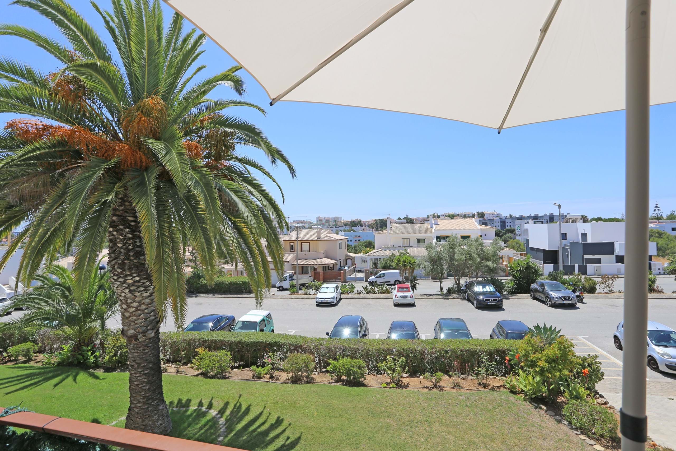 2 Bed, 1 Bath, ApartmentFor Sale, Lagos, Faro, 8600-543