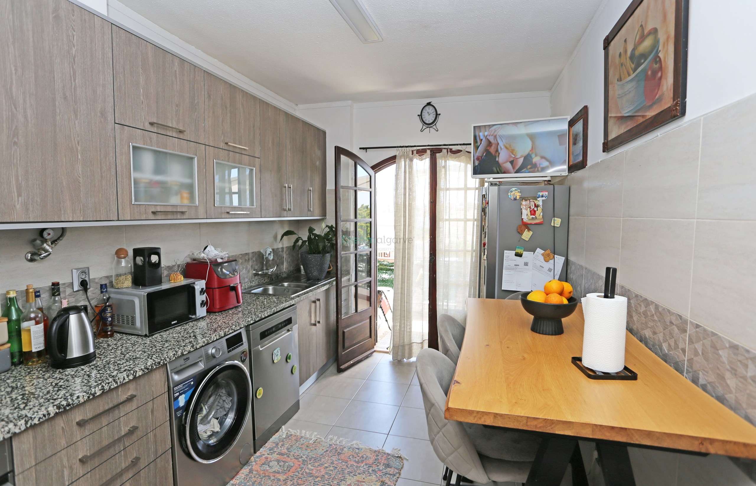 2 Bed, 1 Bath, ApartmentFor Sale, Lagos, Faro, 8600-543