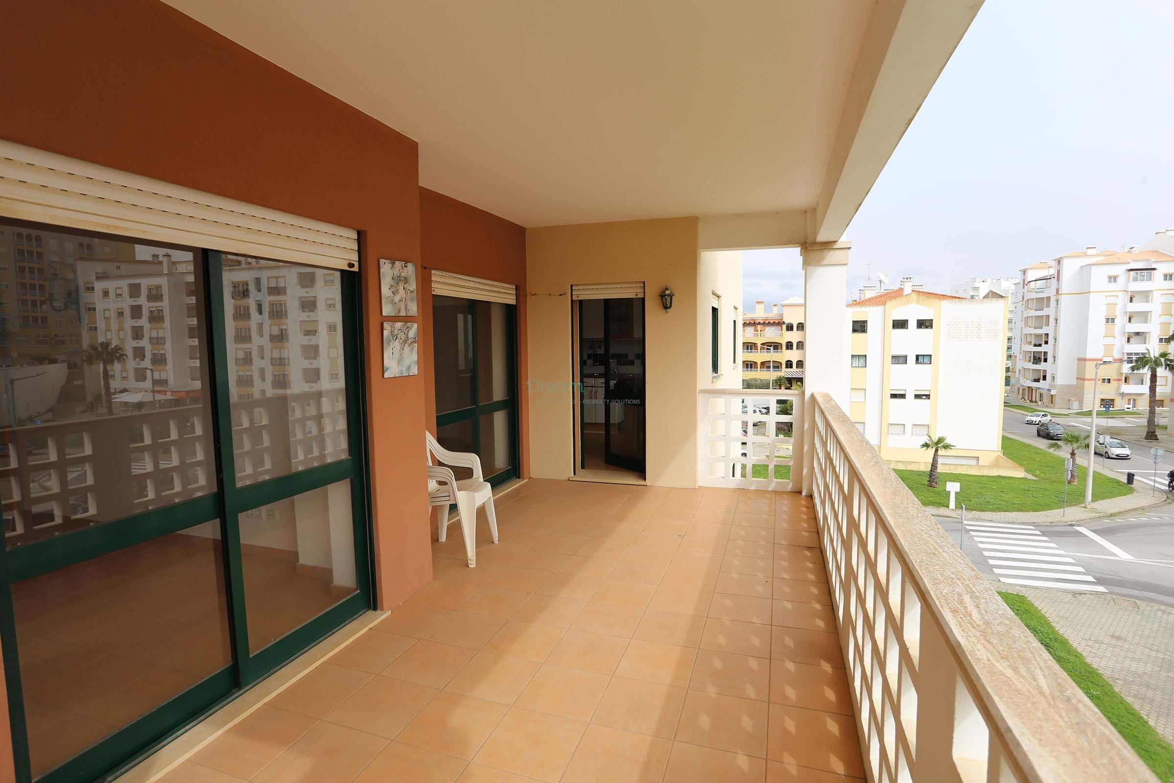 2 Bed, 1 Bath, ApartmentFor Sale, Lagos, Faro, 8600-502