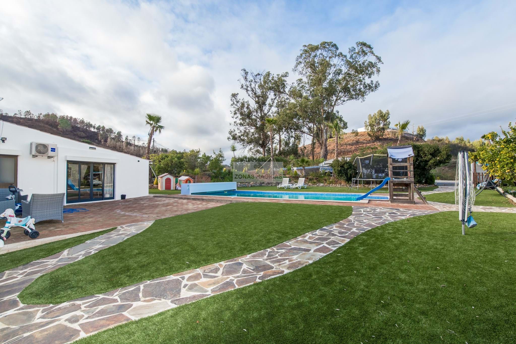 3 Bed, 2 Bath, HouseFor Sale, Monchique, Faro, 8550