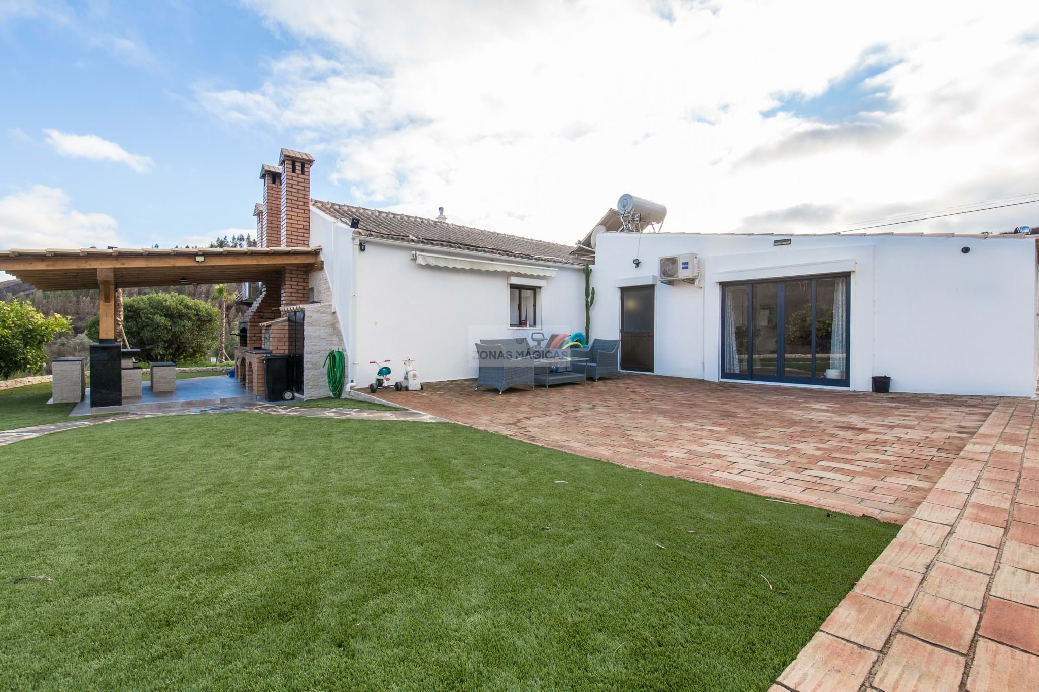 3 Bed, 2 Bath, HouseFor Sale, Monchique, Faro, 8550