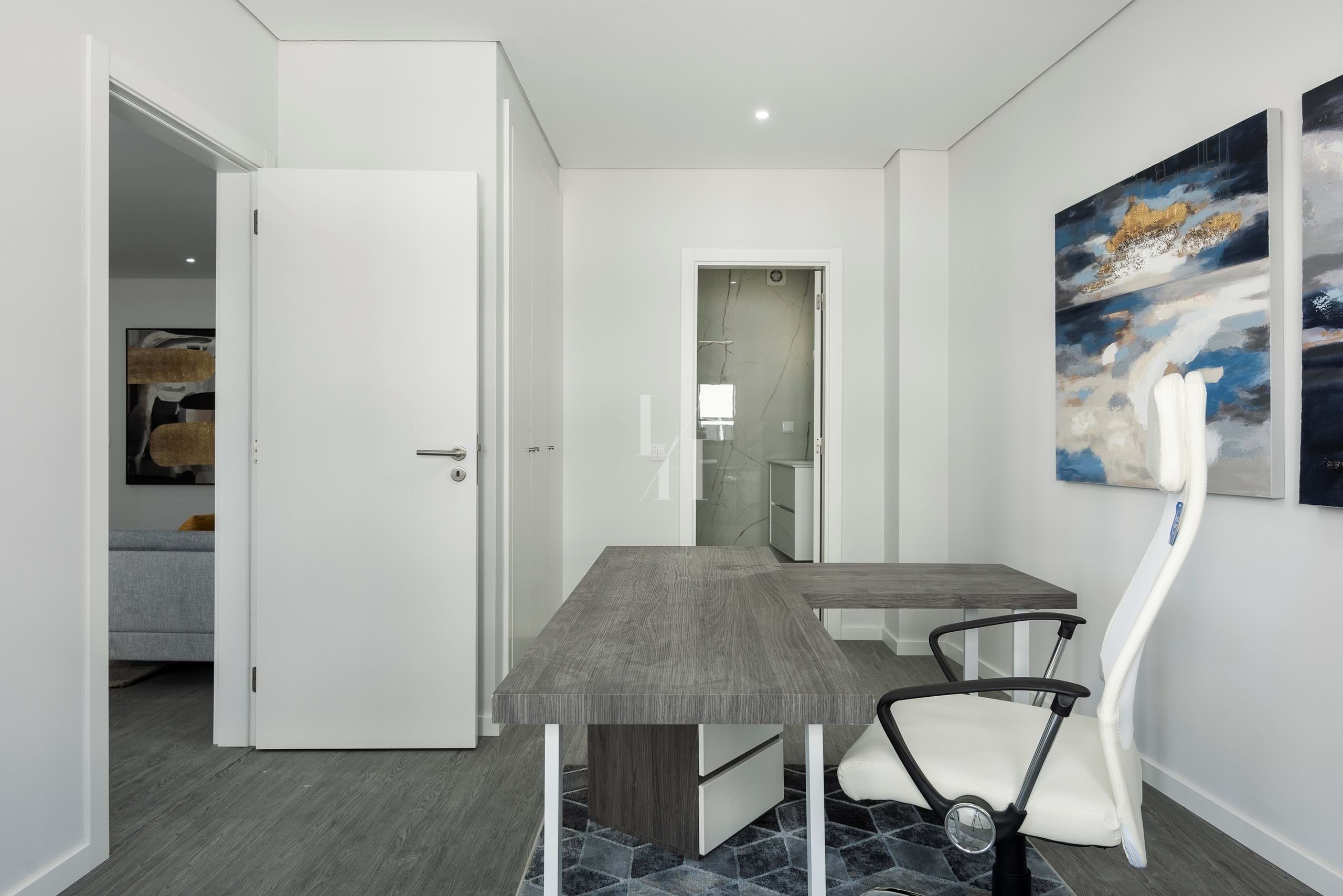 3 Bed, 2 Bath, ApartmentFor Sale, Olhão, Faro, 8700-203